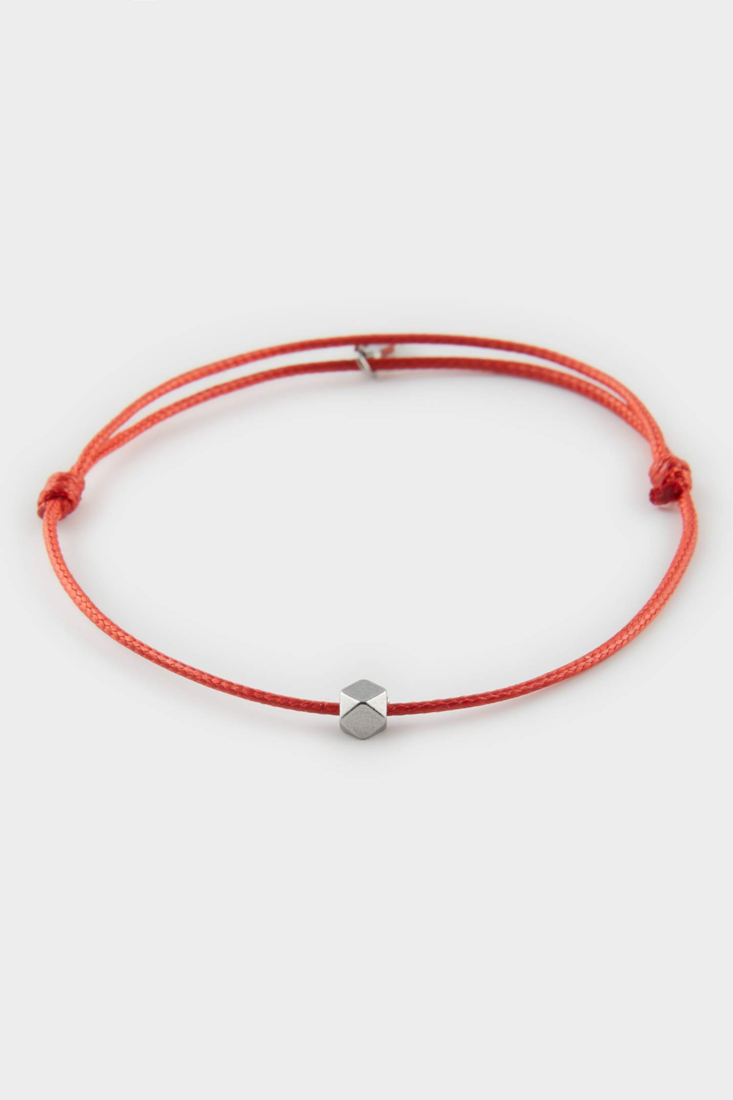 Bracelet porte-bonheur unisexe avec corde rouge et acier - AtolyeWolf x DeFacto