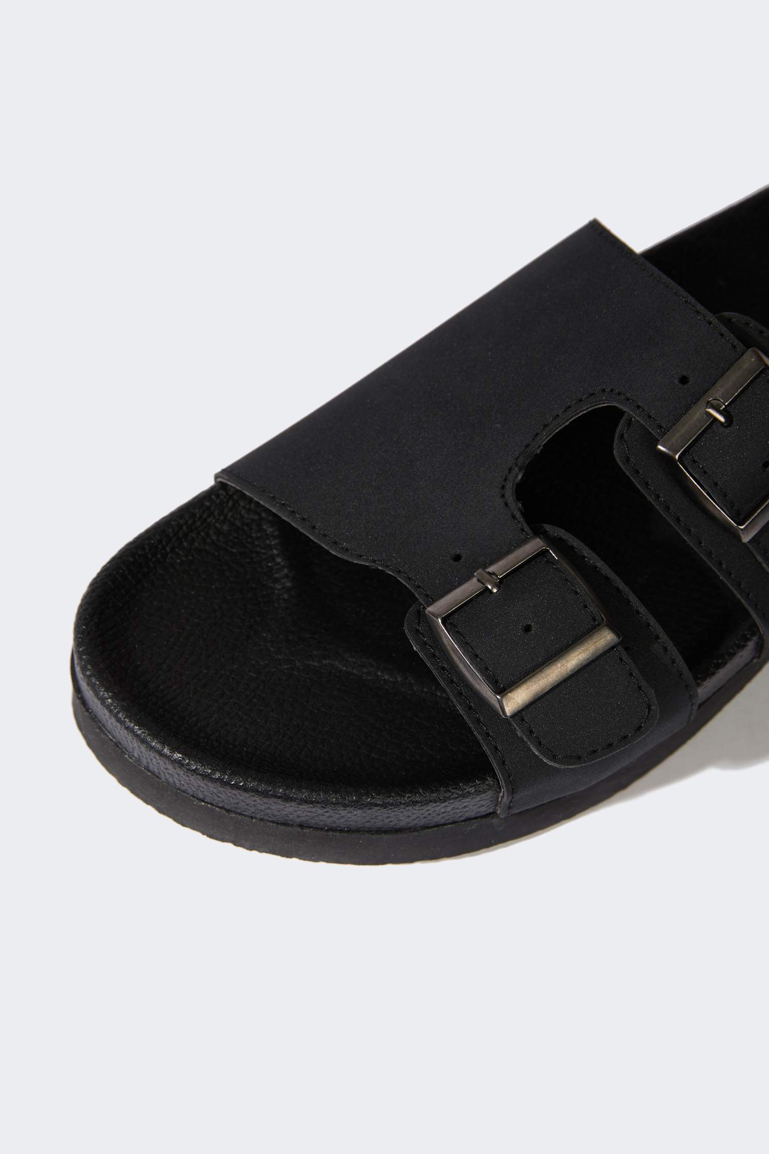 Erkek Düz Taban Suni Deri Terlik