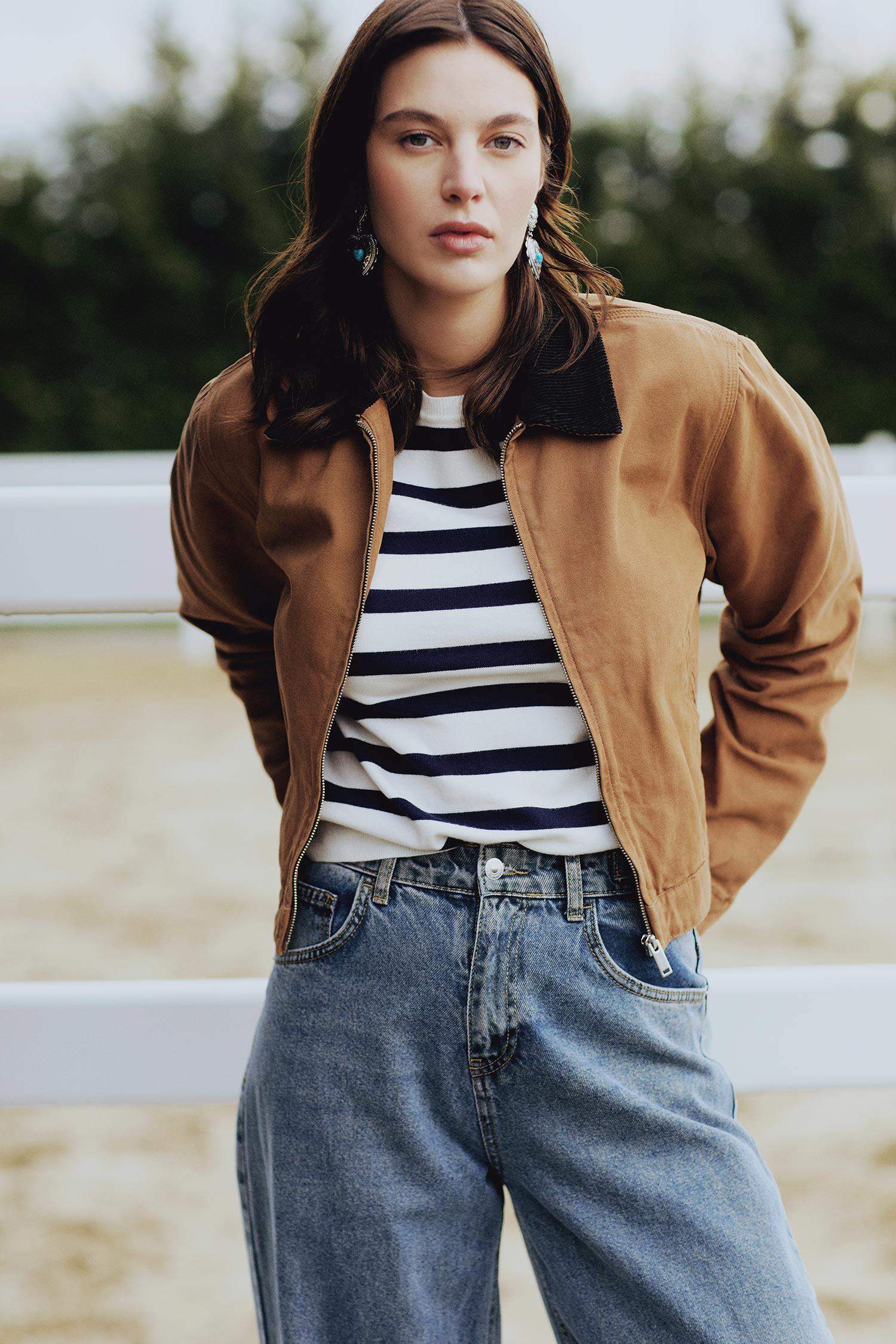 Regular Fit Kontrast Yakalı Fermuarlı Cepli Pamuklu Ceket Mont