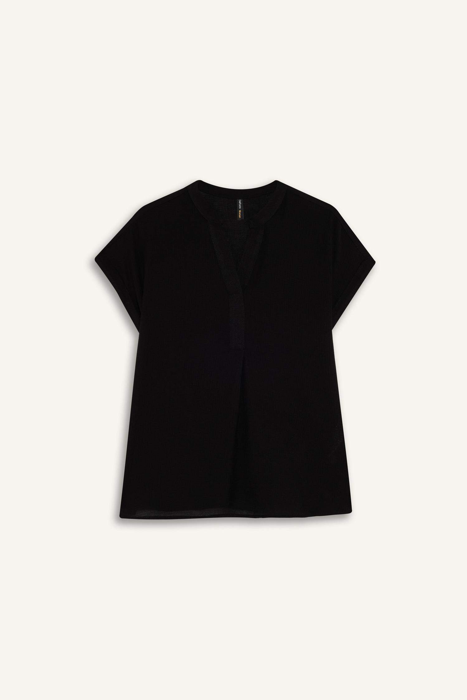 Regular Fit Apaş Yaka Basic Düz Kısa Kollu Bluz