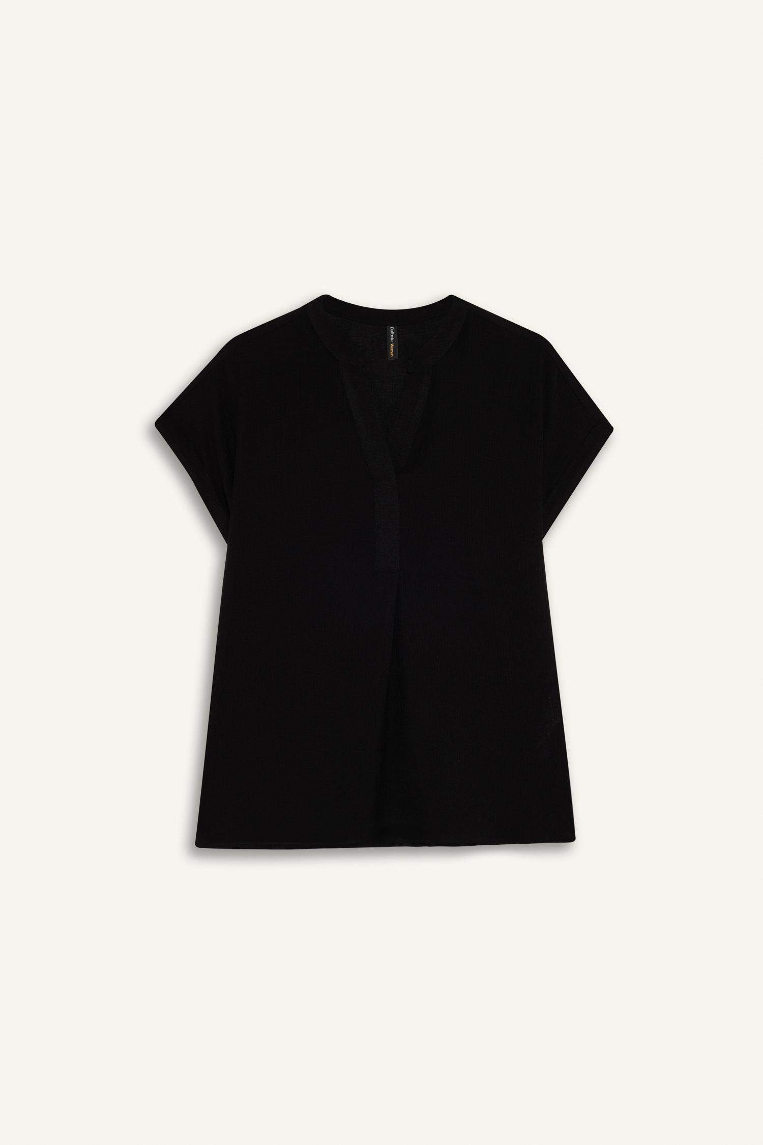 Regular Fit Apaş Yaka Basic Düz Kısa Kollu Bluz