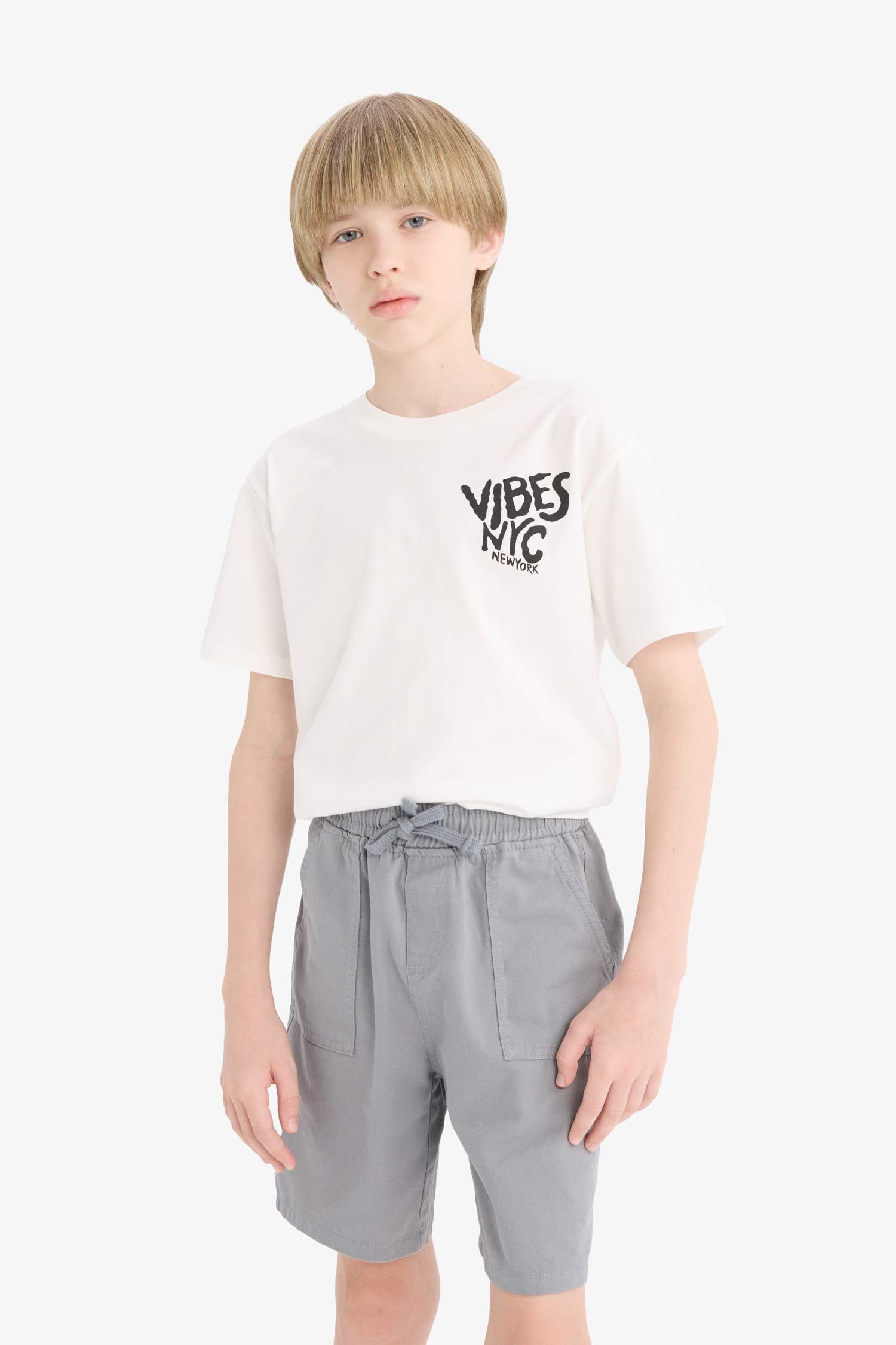 تيشيرت نص ردن ولادي مطبوع قصة عادية بياخة مستديرة