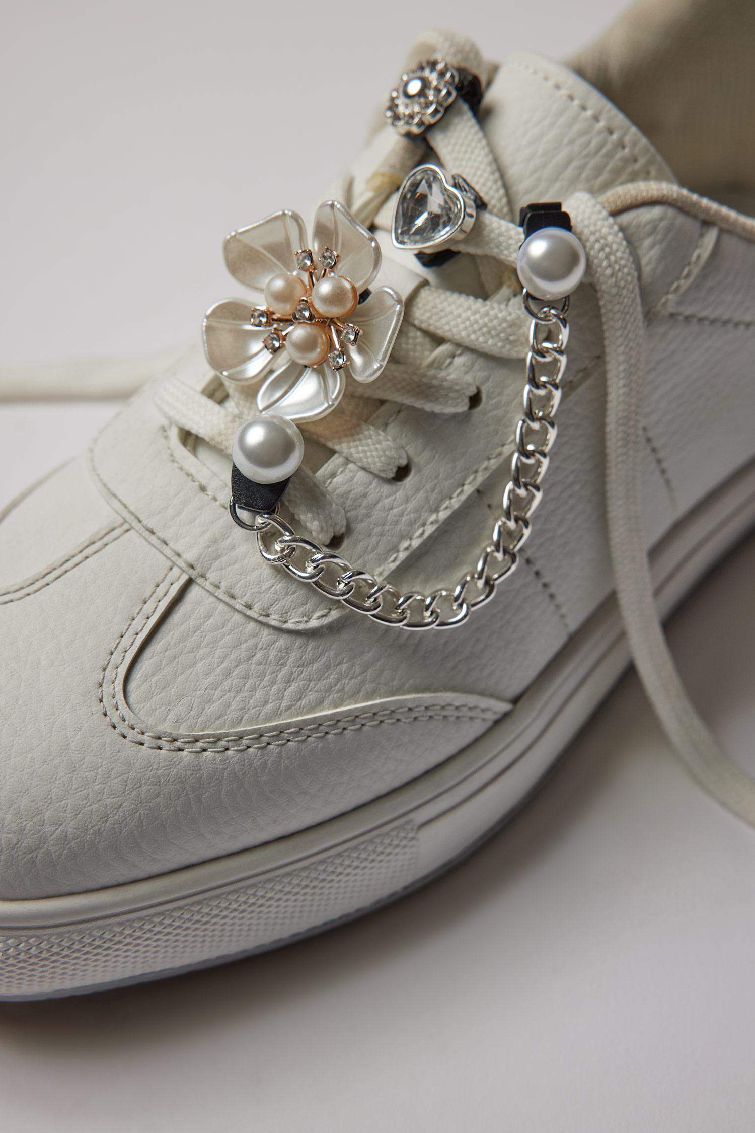 Woman 6 Piece Slipper Ornament