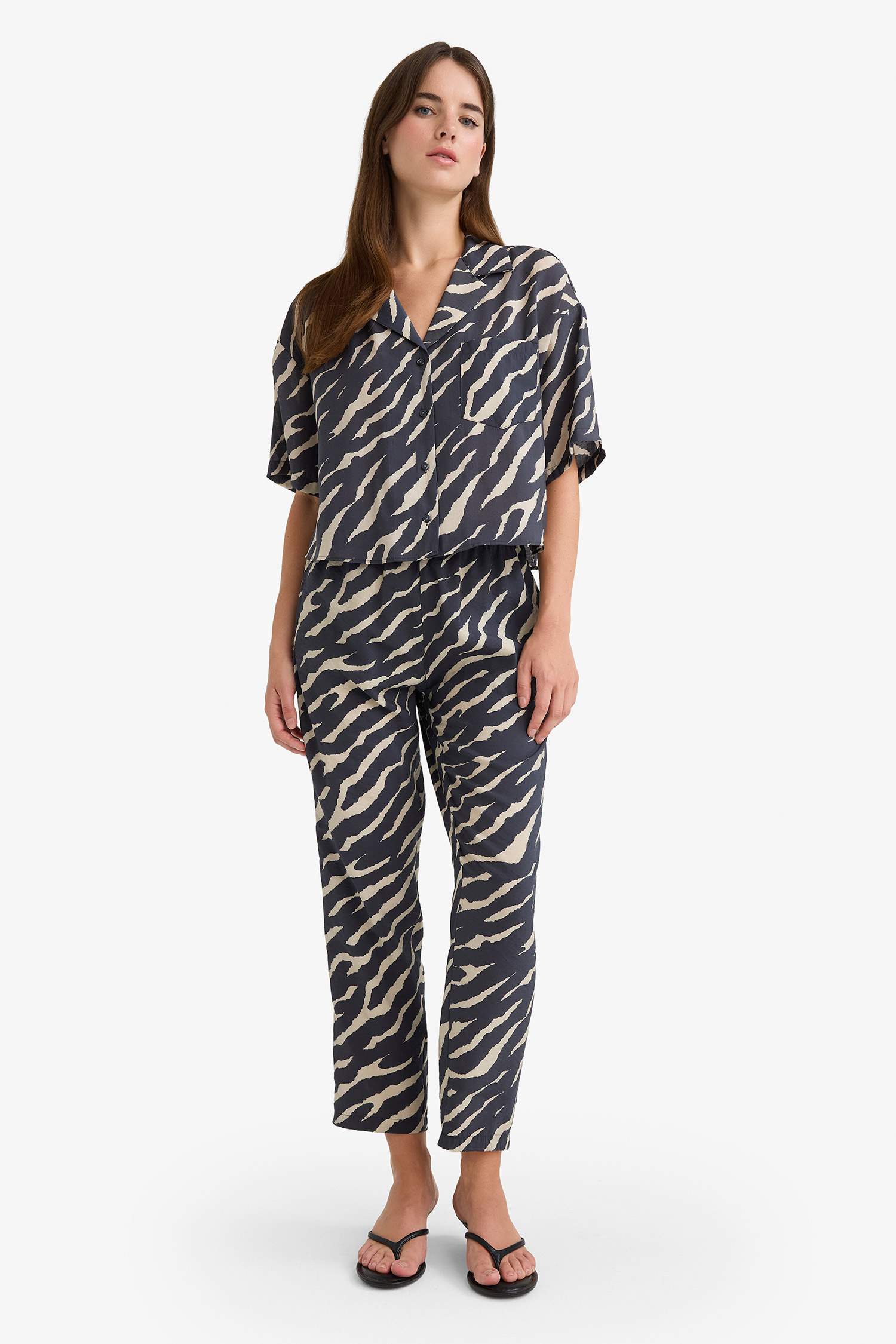 Carrot Fit Zebra Desenli Modal Kumaş Pantolon Çift Cepli Yüksek Bel Düz Paça