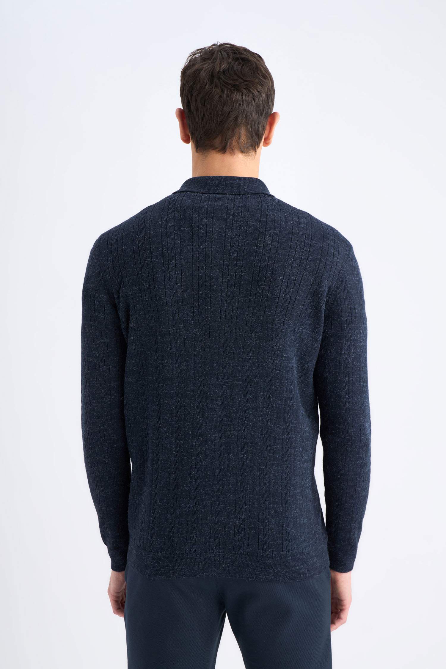 Standard Fit Polo Collar Knitwear Pullover