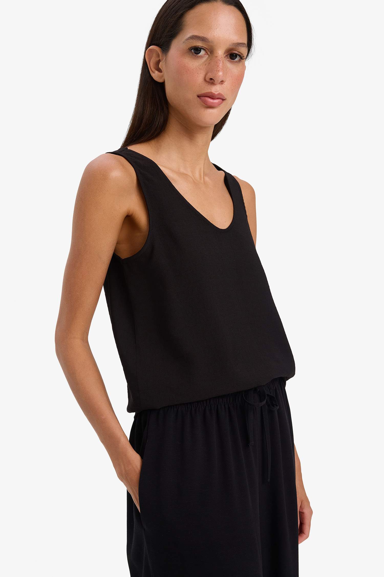 Блузка без рукавов с V-образным вырезом, обычная посадка