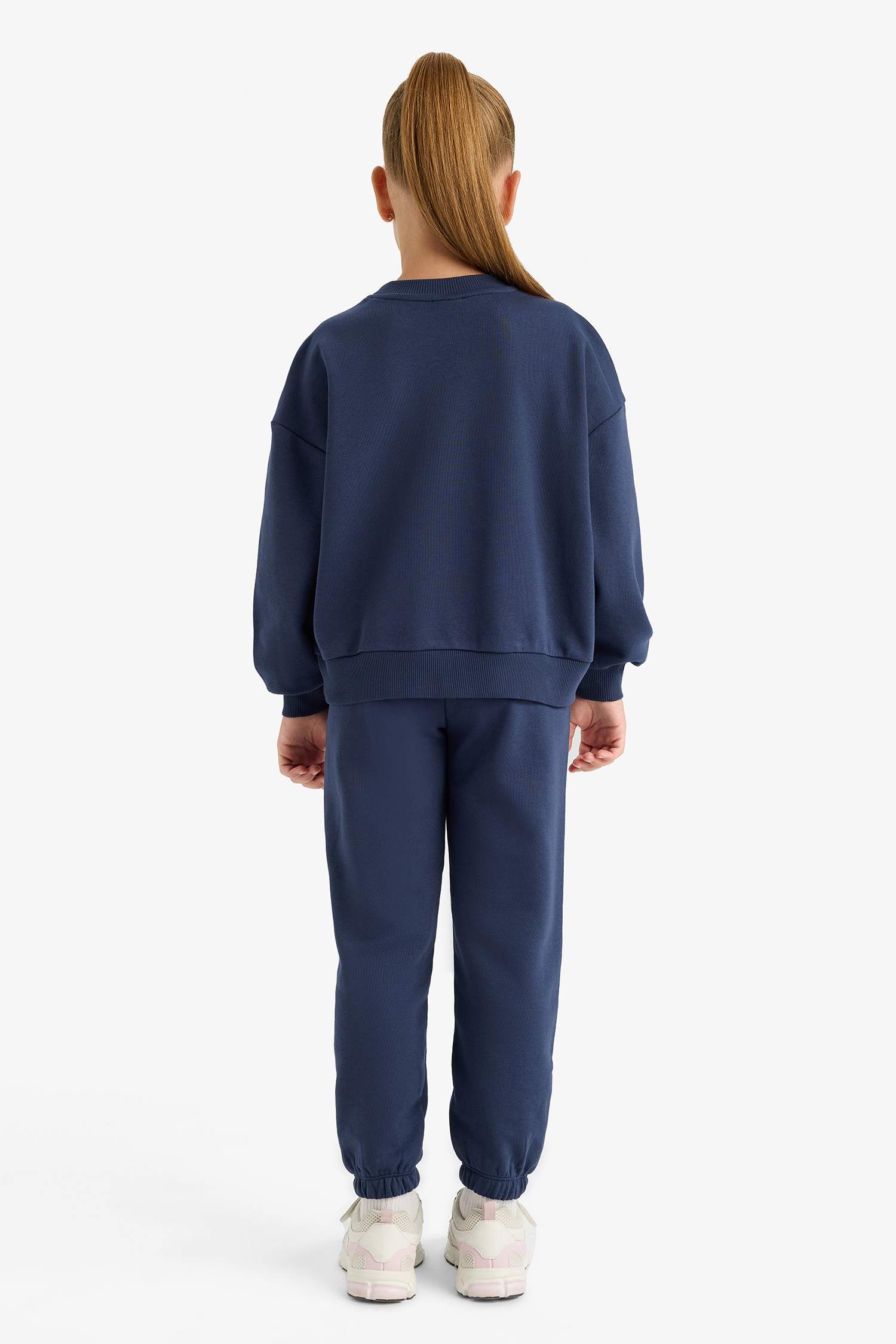 سيت بناتي سويت شيرت وبنطلون بجامة رياضي - قطعتين