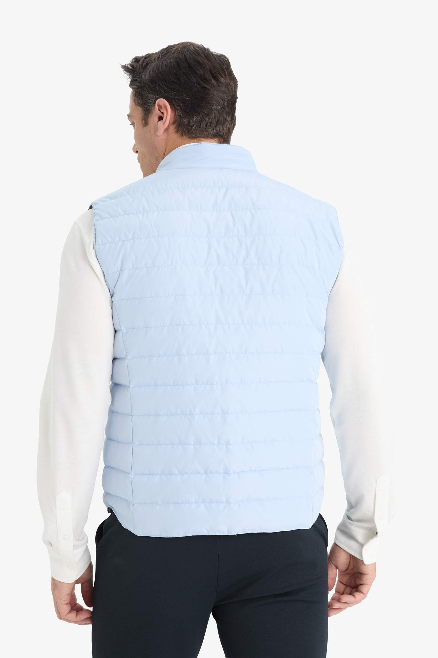 Slim Fit Dar Kesim Çıtçıtlı Kaz Tüyü Yelek