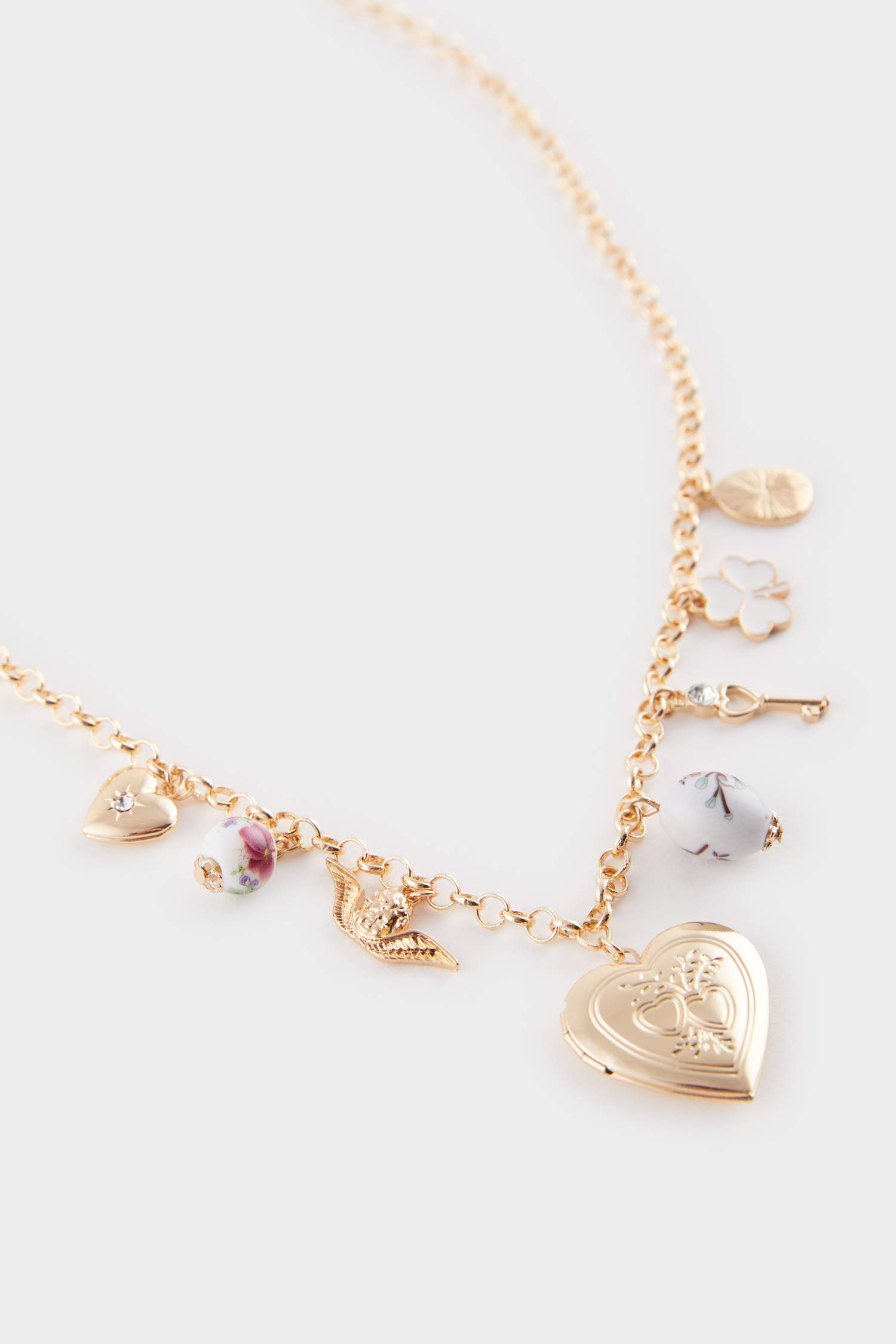 Woman Charm Gold Necklace