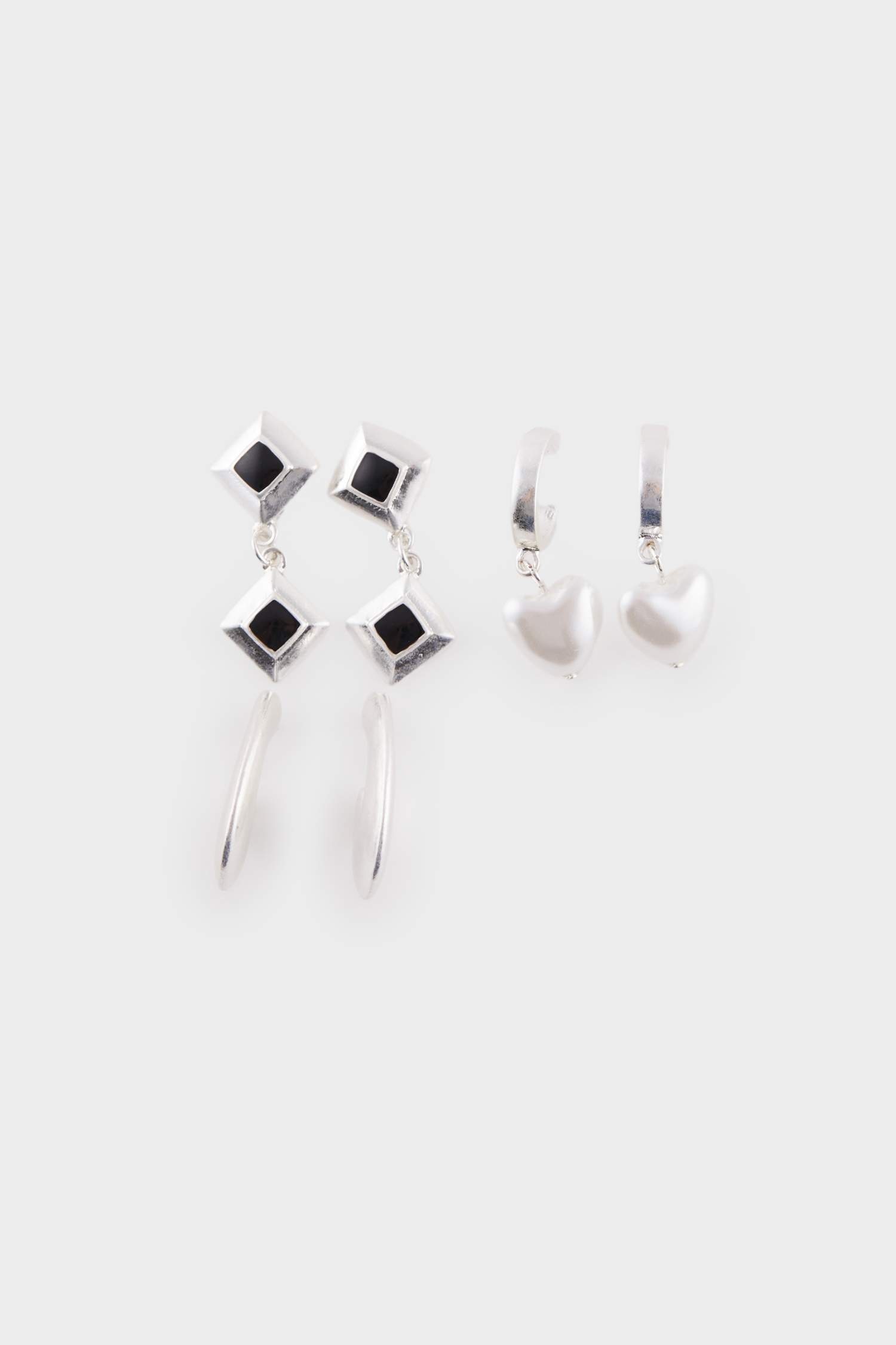 Woman 3 Piece Silver Earring