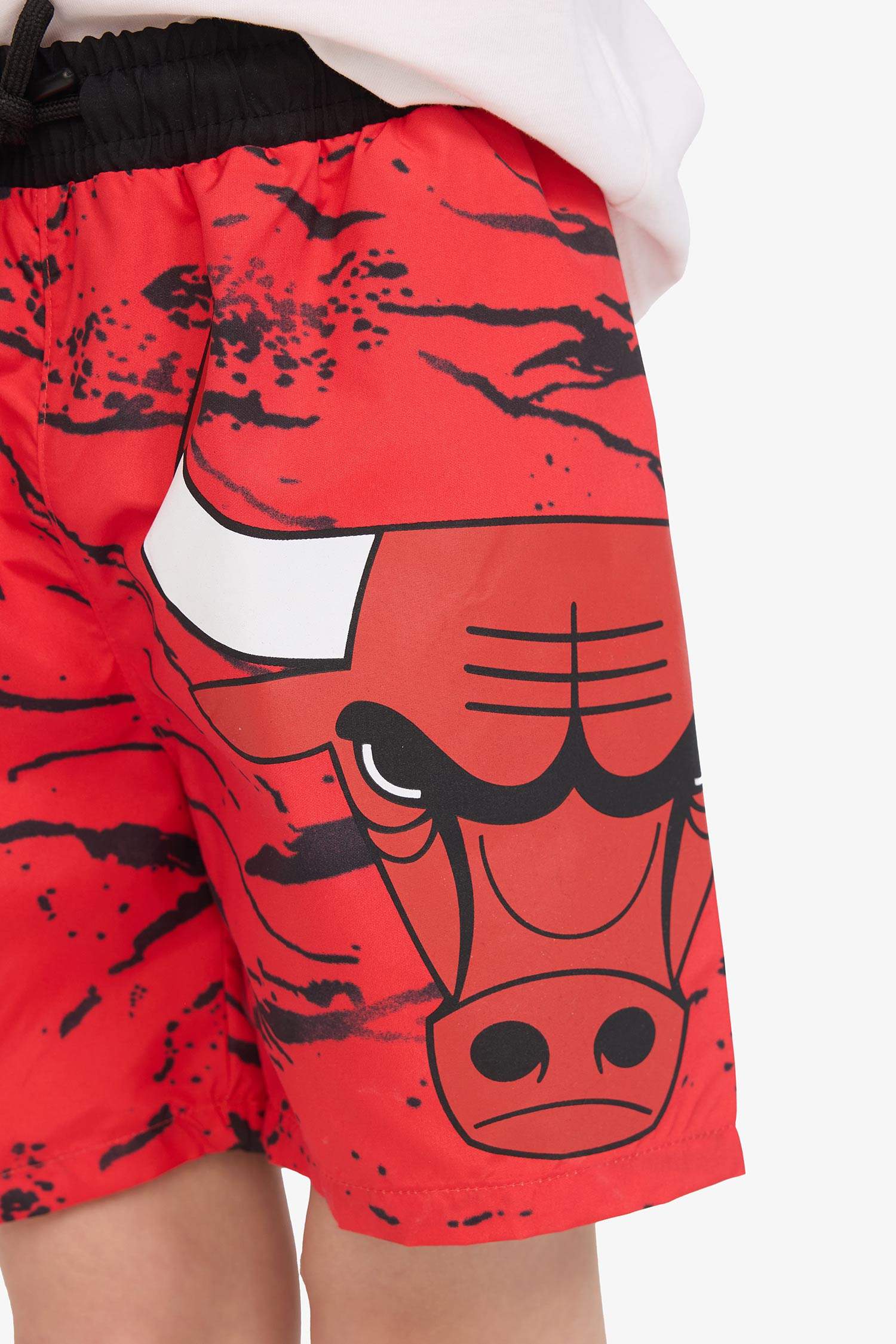 شورت بحر اولادي من شيكاغو بولز