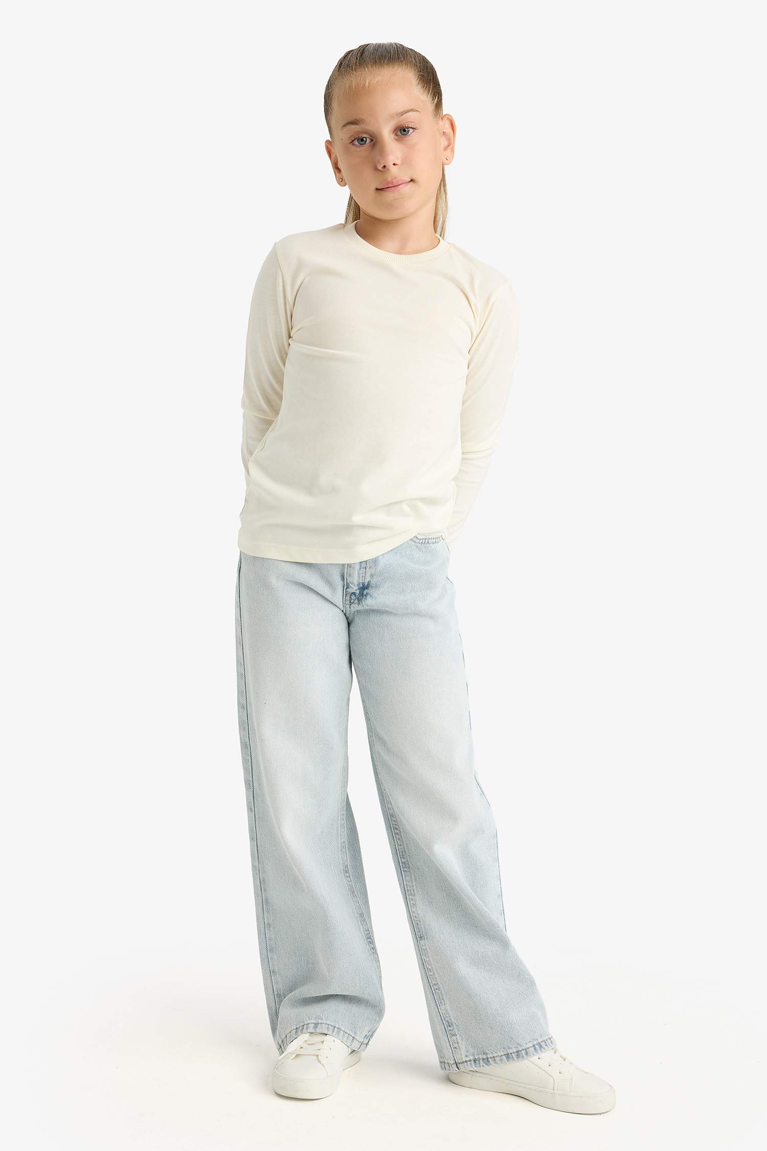 تيشيرت ردن طويل قصة عادية بياخة مستديرة من قطعتين