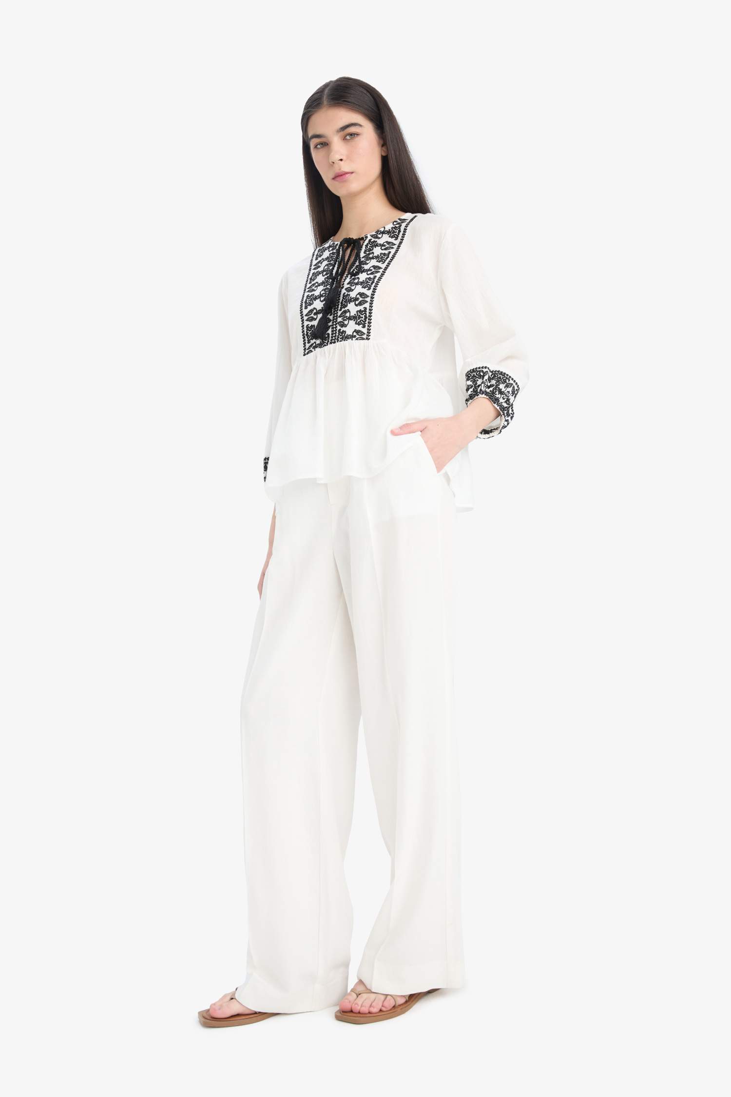 Блузка с длинным рукавом и круглым вырезом с видом на лен, обычная посадка