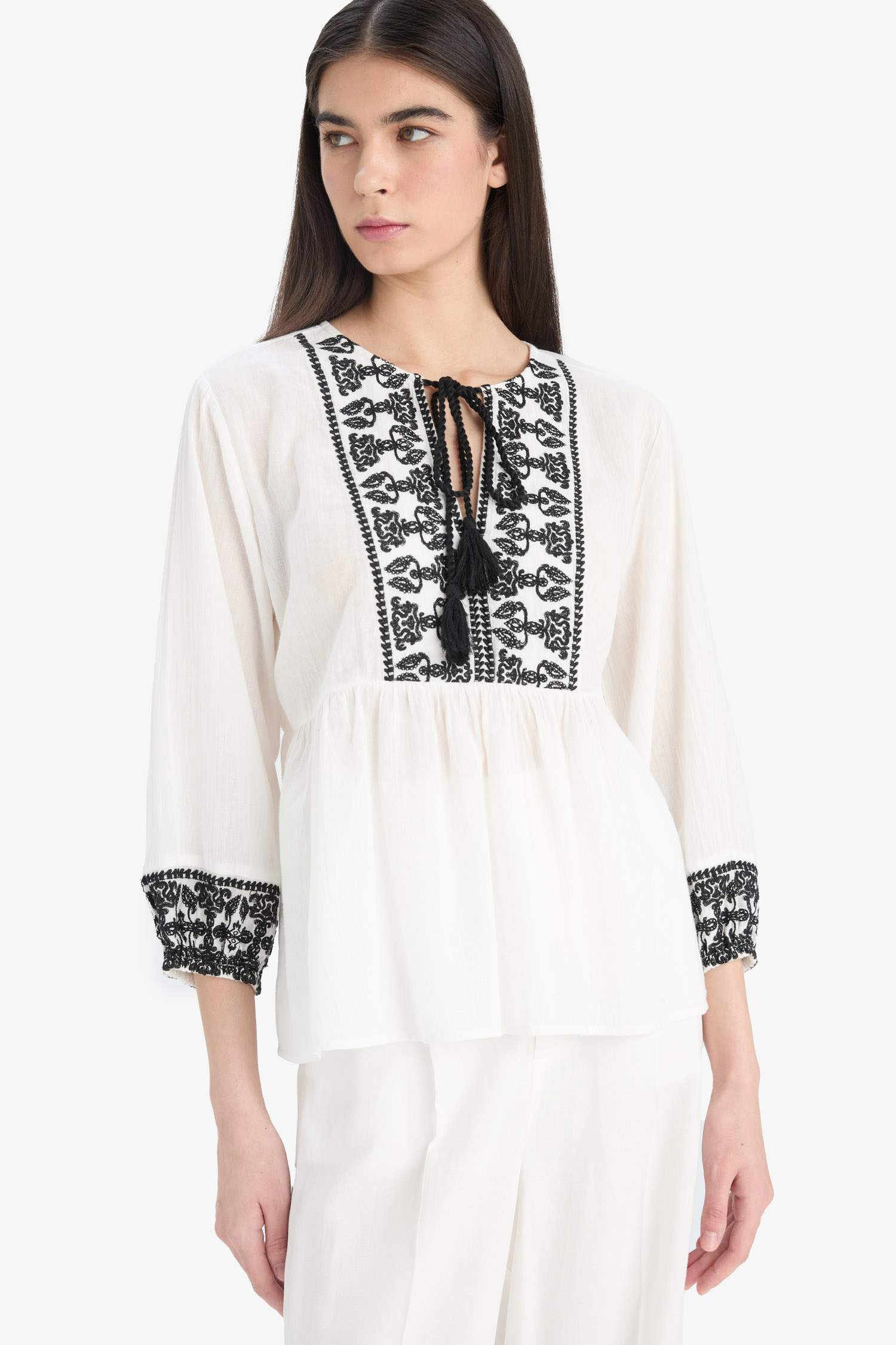 Блузка с длинным рукавом и круглым вырезом с видом на лен, обычная посадка