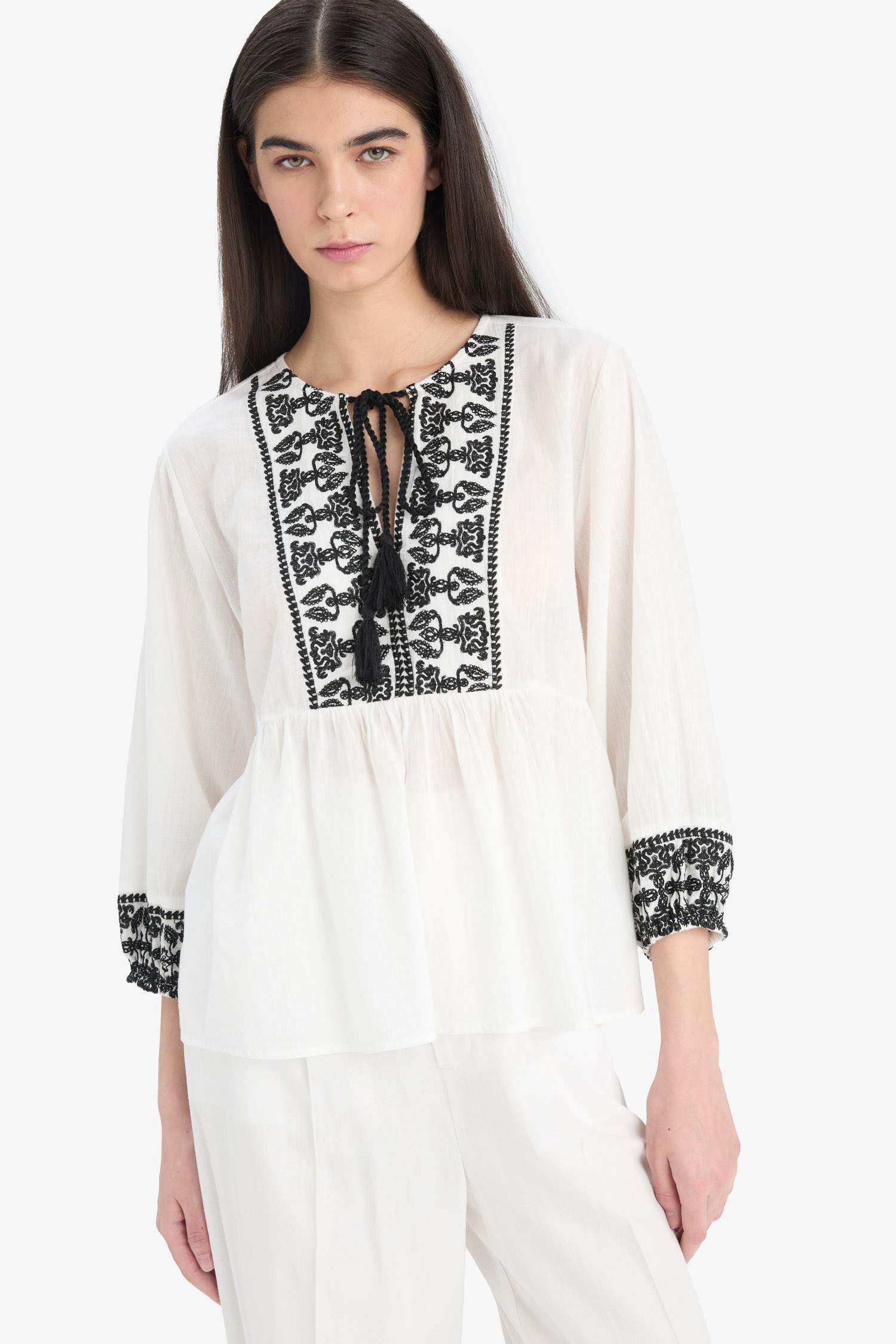 Блузка с длинным рукавом и круглым вырезом с видом на лен, обычная посадка