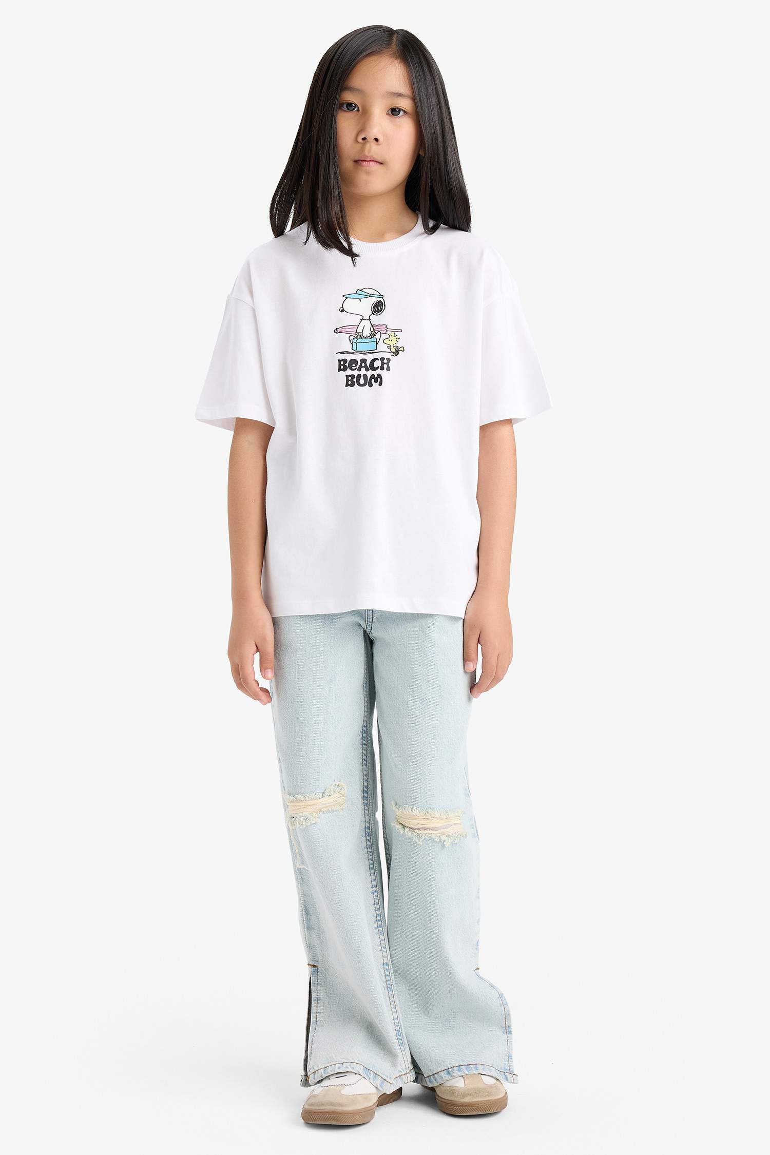 تيشيرت بنات نص كم اوفر سايز برقبة مستديرة بطبعة سنوبي