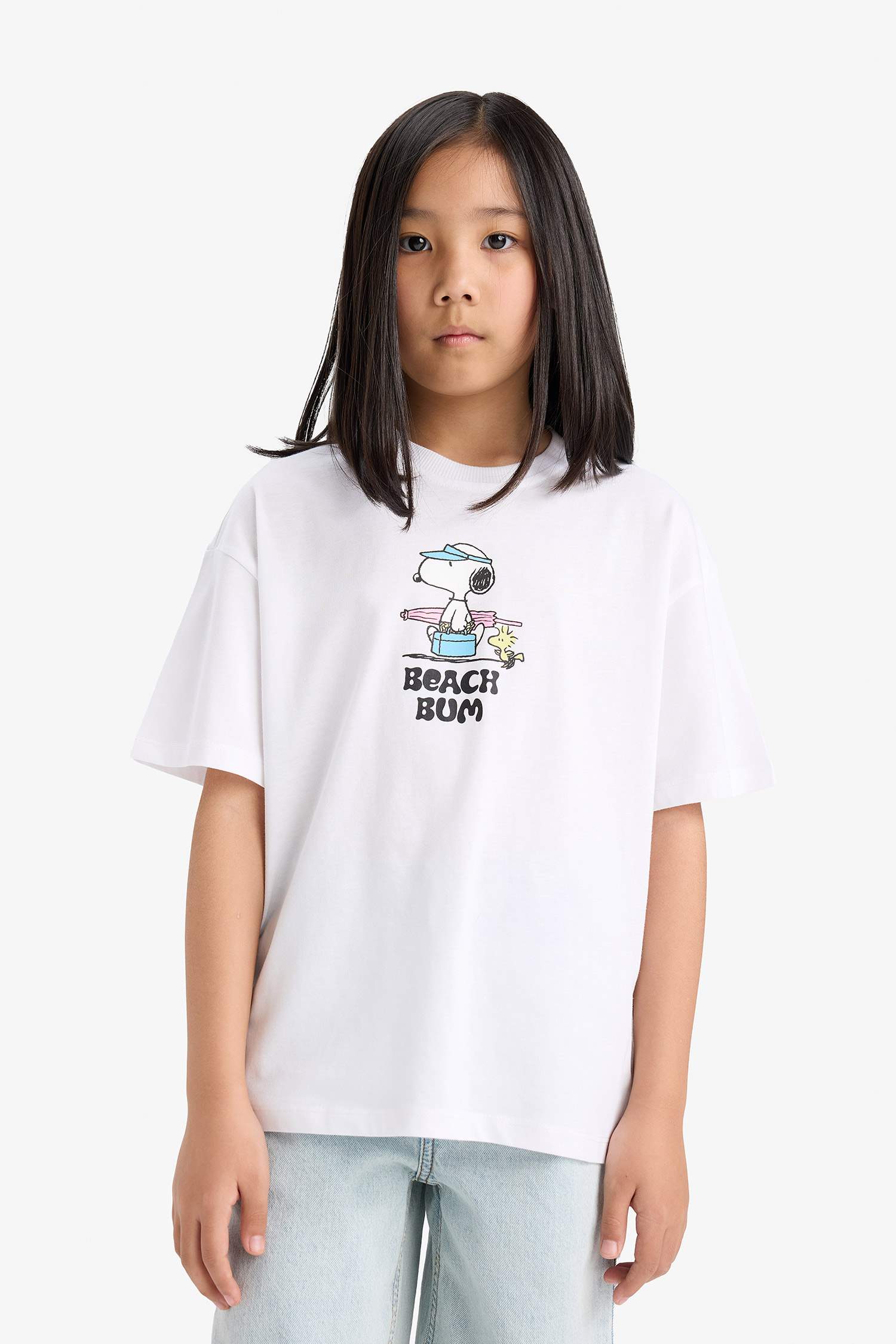 تيشيرت بنات نص كم اوفر سايز برقبة مستديرة بطبعة سنوبي