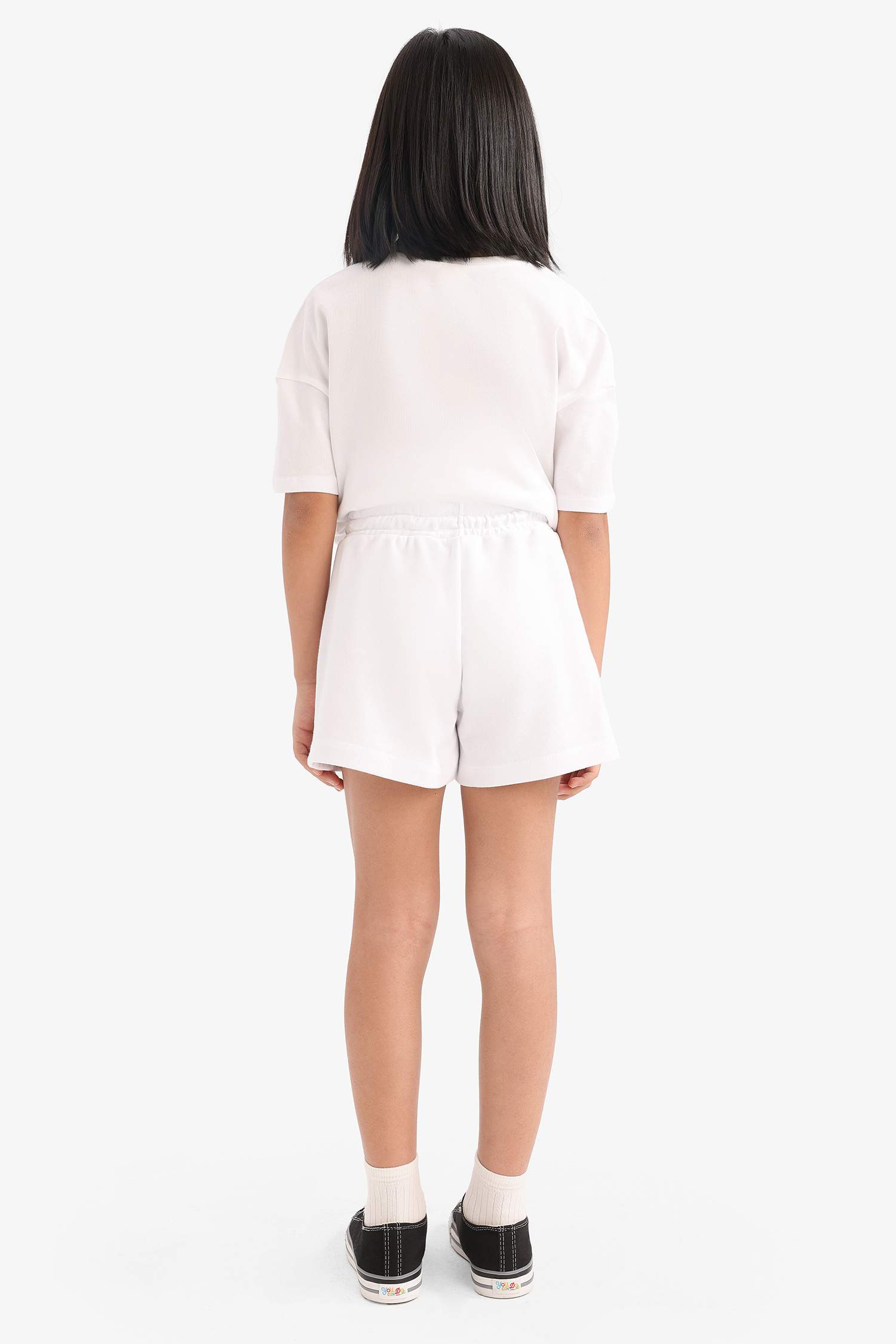 شورت بناتي بيزك بخصر مطاطي