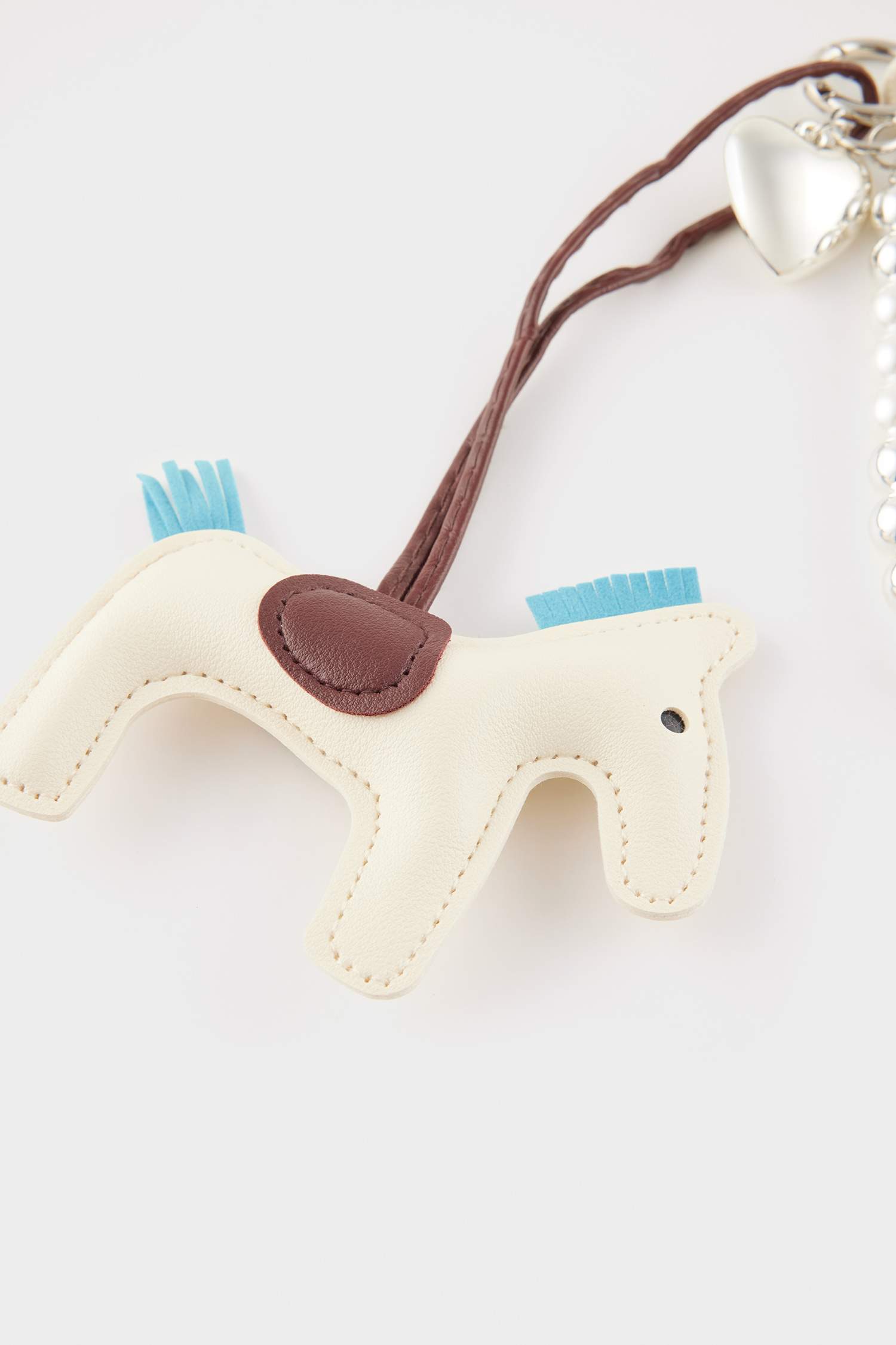 Bej Lucky Horse Charm Suni Deri Charm Anahtarlık