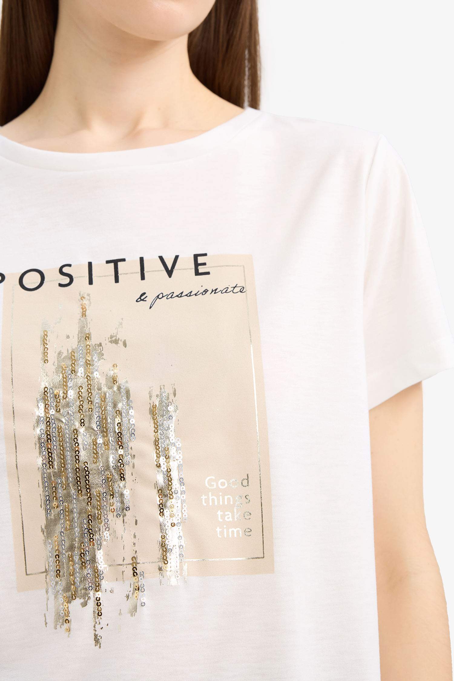 Футболка с короткими рукавами и пайетками и велосипедным воротом Regular Fit