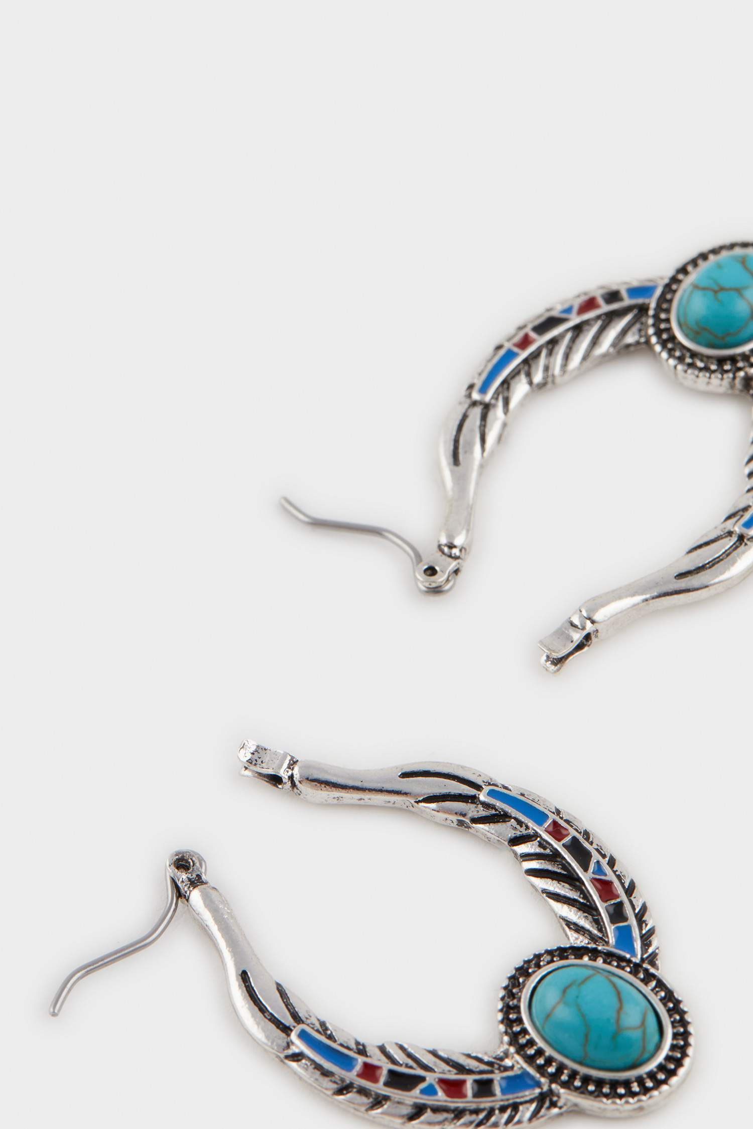 Kadın Eskitme Mavi Taşlı Silver Küpe