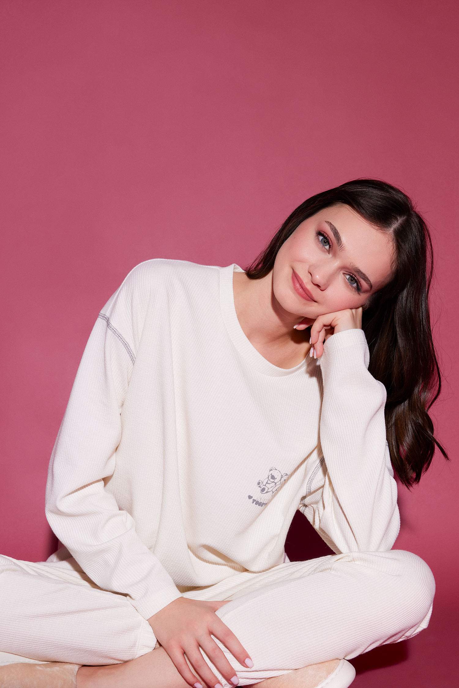 Пижама для Дня Святого Валентина, состоящая из вельветовой рубашки с длинными рукавами и пижамных брюк с эластичной талией