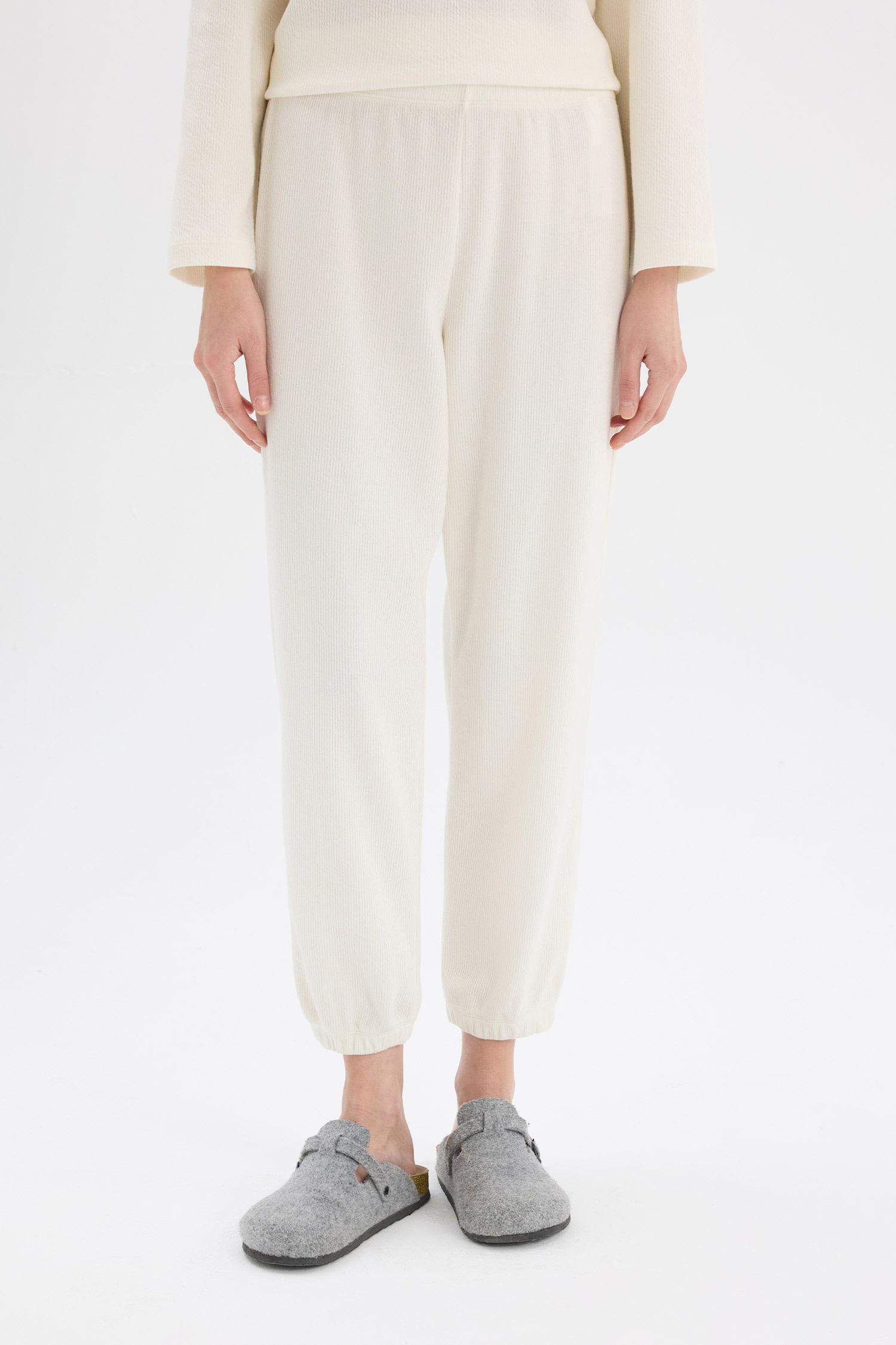 Пижама для Дня Святого Валентина, состоящая из вельветовой рубашки с длинными рукавами и пижамных брюк с эластичной талией