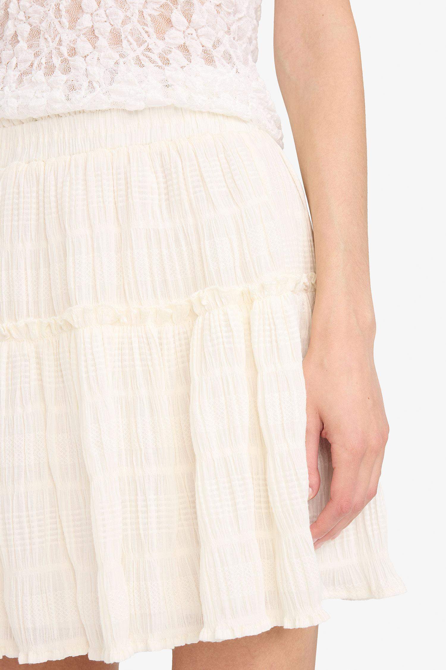 Afra x DeFacto A Kesim Normal Bel Pileli Pamuk Astarlı Dokulu Mini Etek