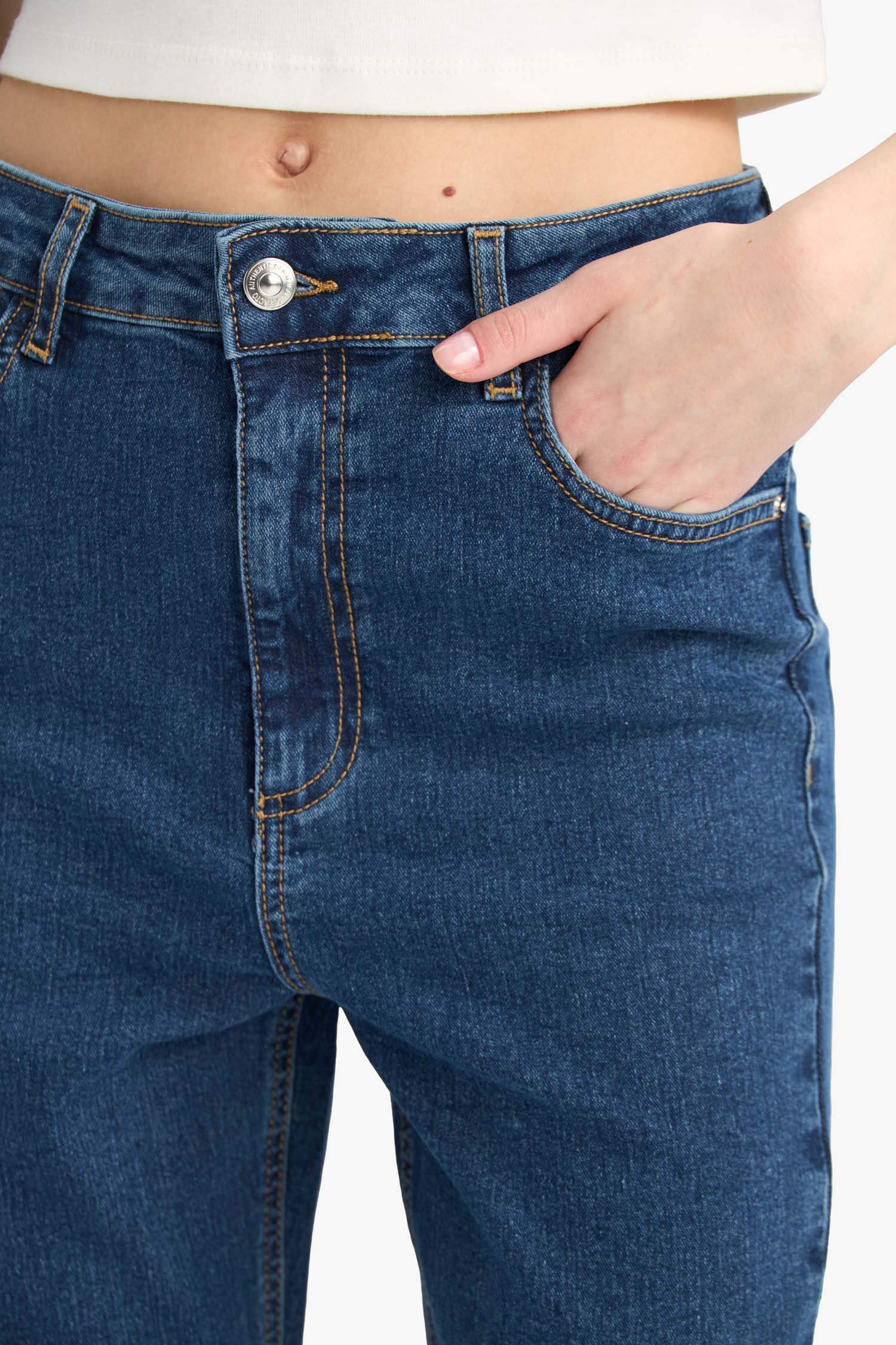 بنطلون جينز ميا برجل شارلستون بخصر عادي