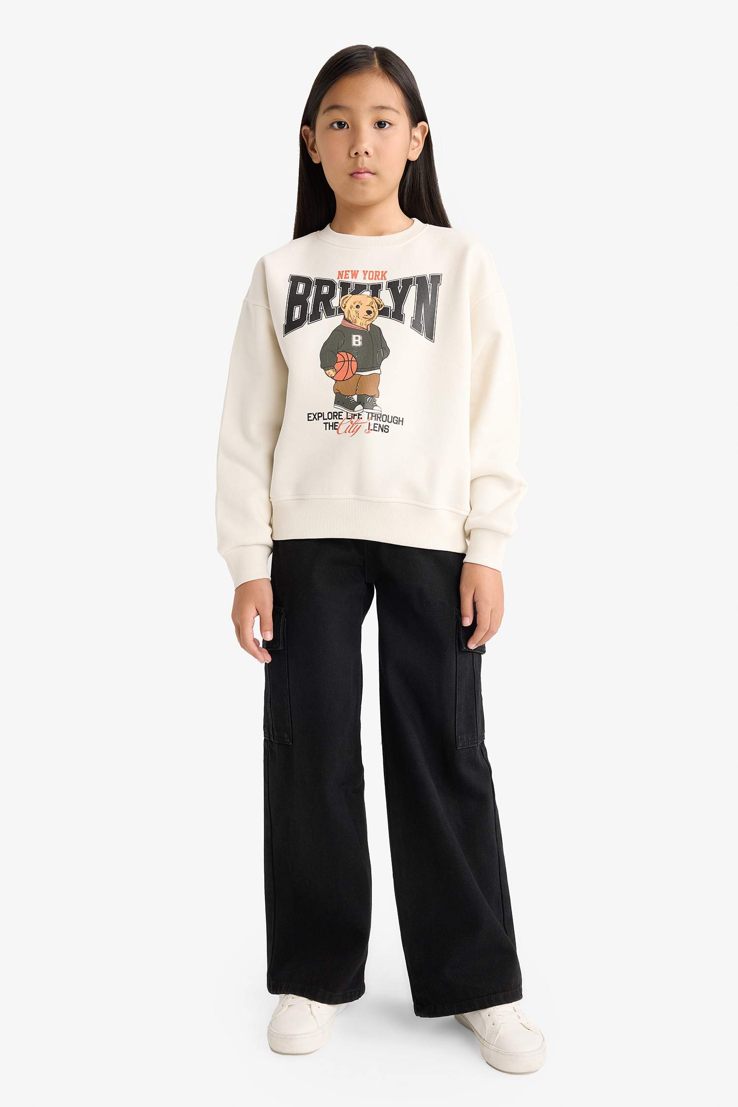 سويت شيرت بناتي مطبوع قصة مريحة بياقة مستديرة ببطانة ناعمة