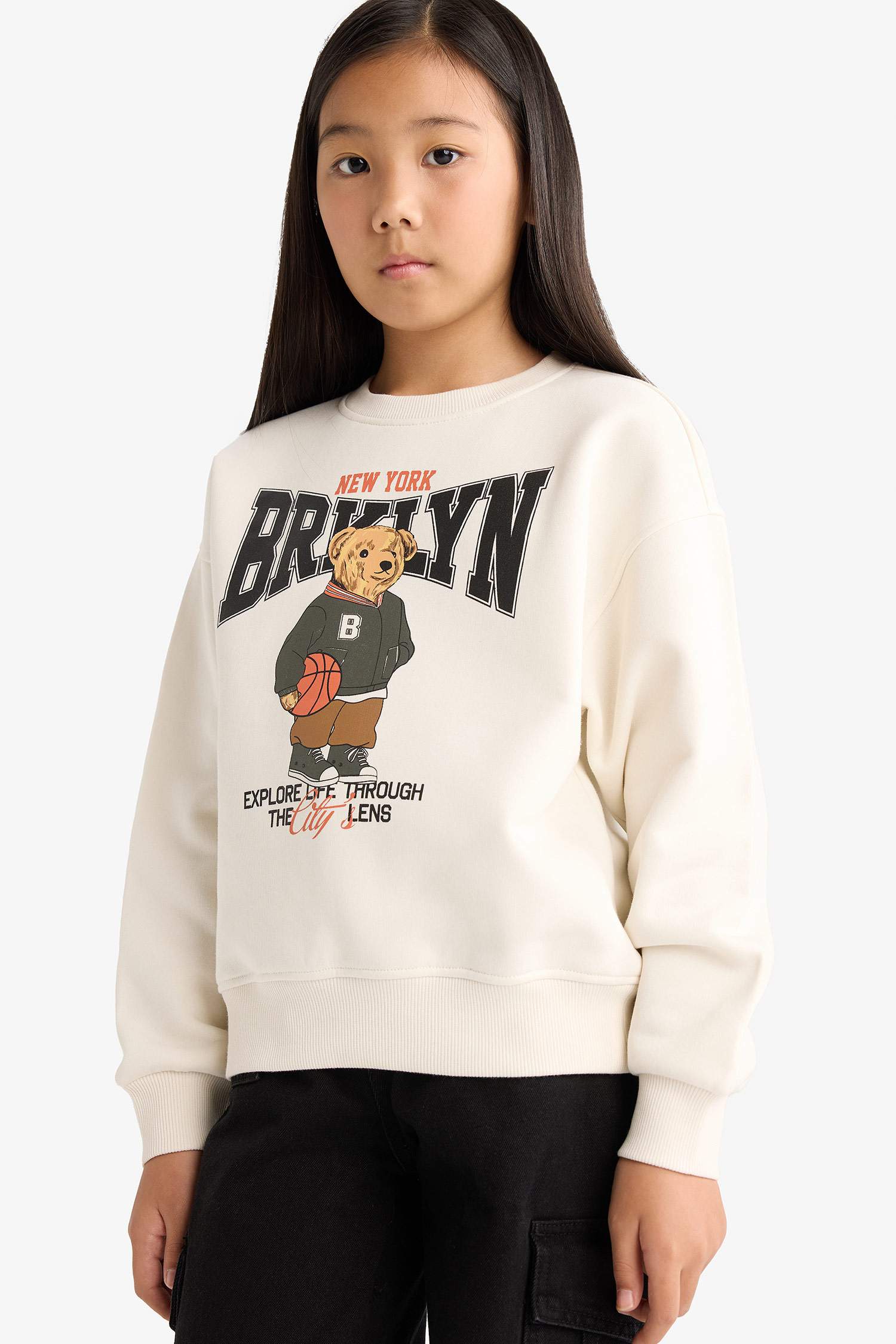 سويت شيرت بناتي مطبوع قصة مريحة بياقة مستديرة ببطانة ناعمة