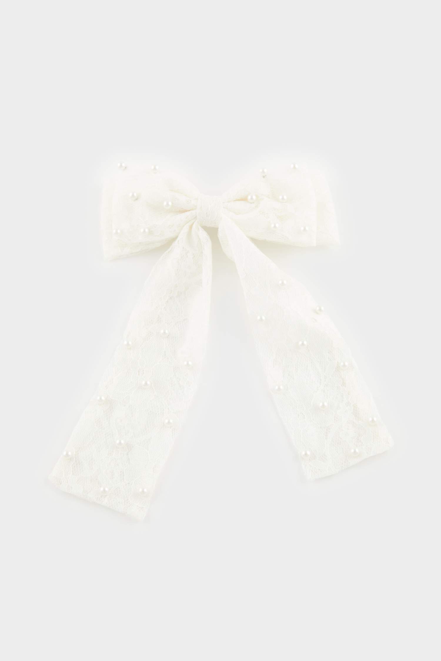 مشبك شعر بالؤلؤ