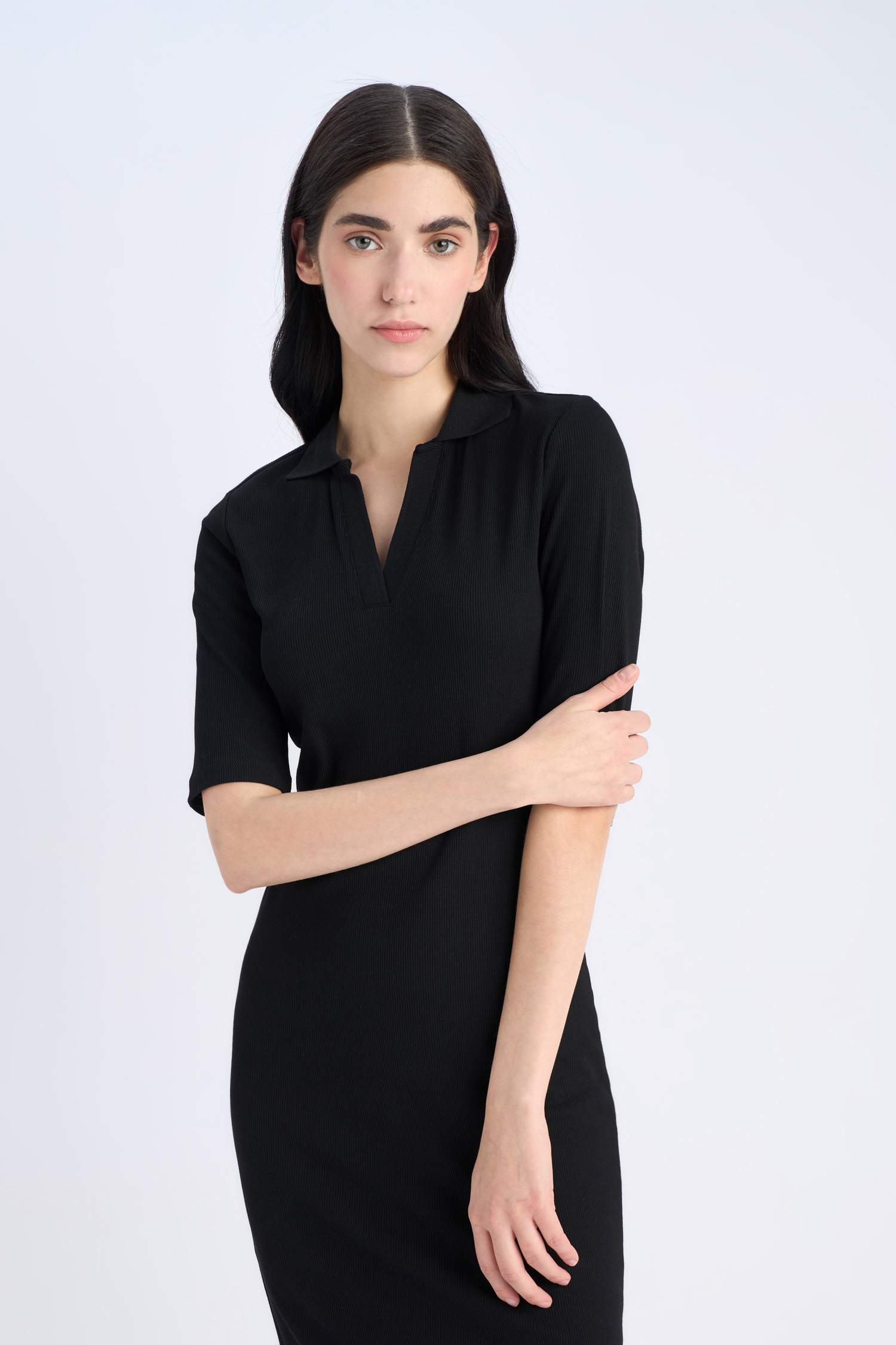 فستان ميدي مضلع بديكون بياخة بولو