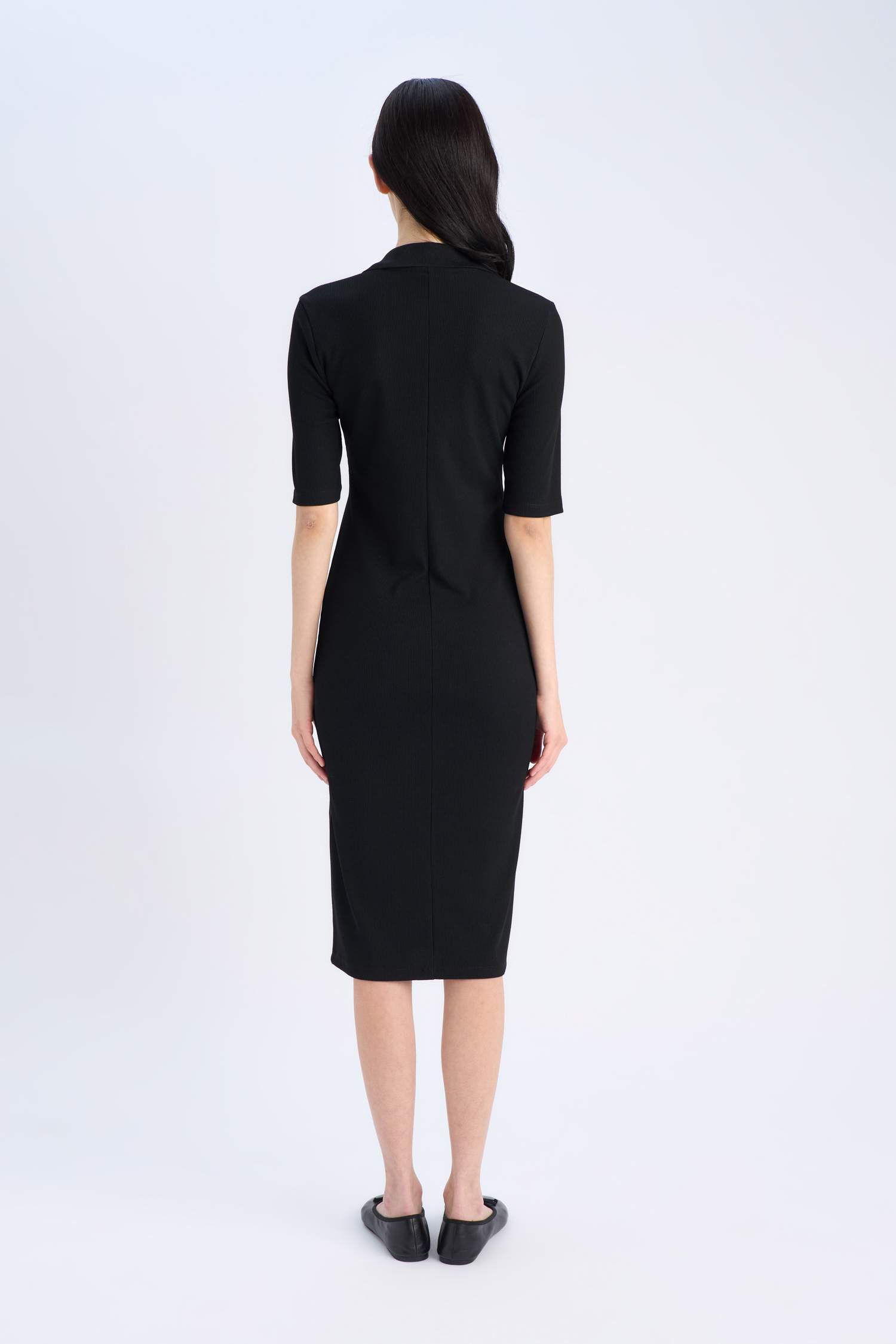 فستان ميدي مضلع بديكون بياخة بولو