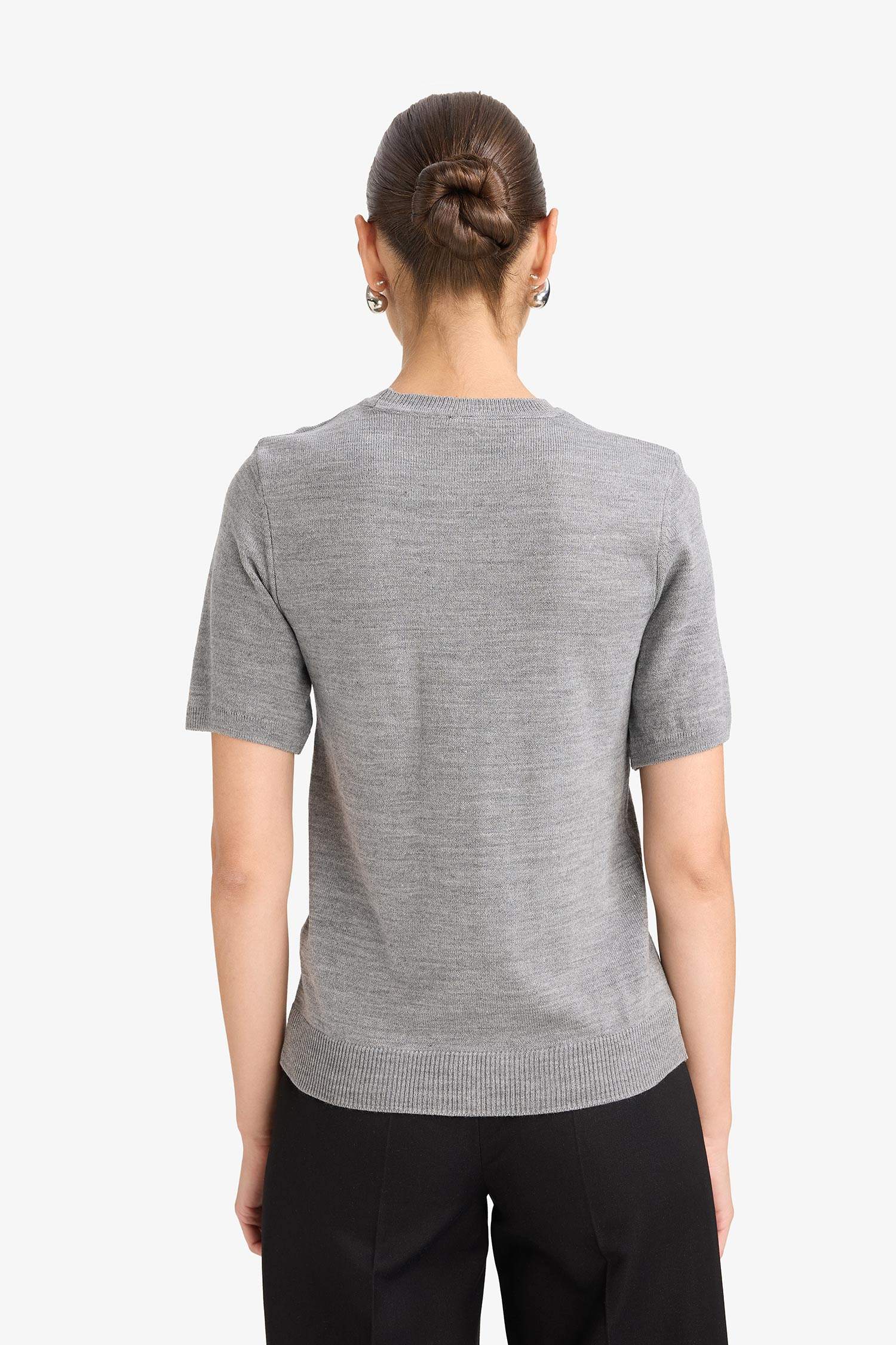 Regular Fit Bisiklet Yaka Kısa Kollu Triko Kazak