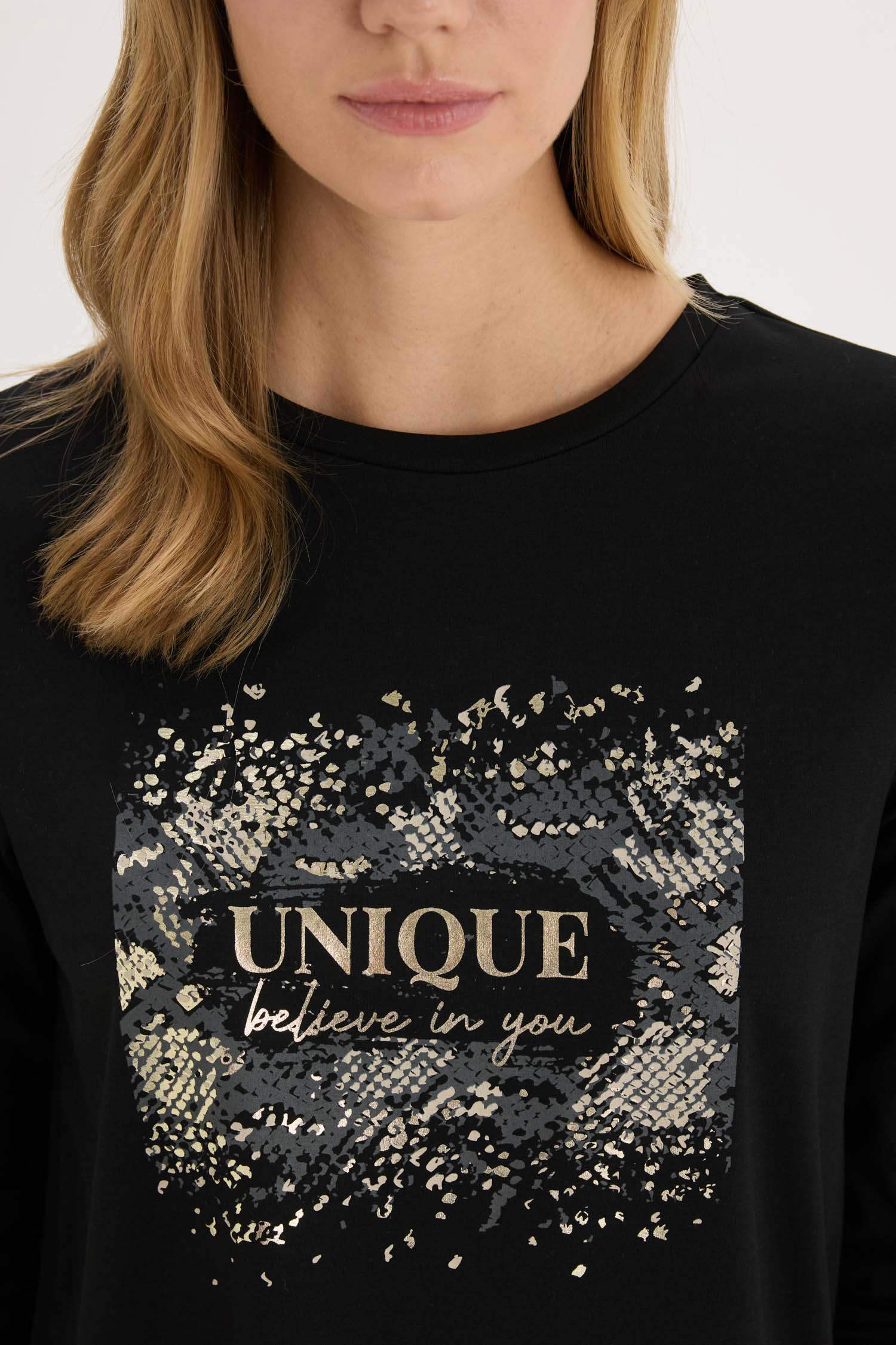 Regular Fit Bisiklet Yaka Hayvan Baskılı Uzun Kollu Tişört