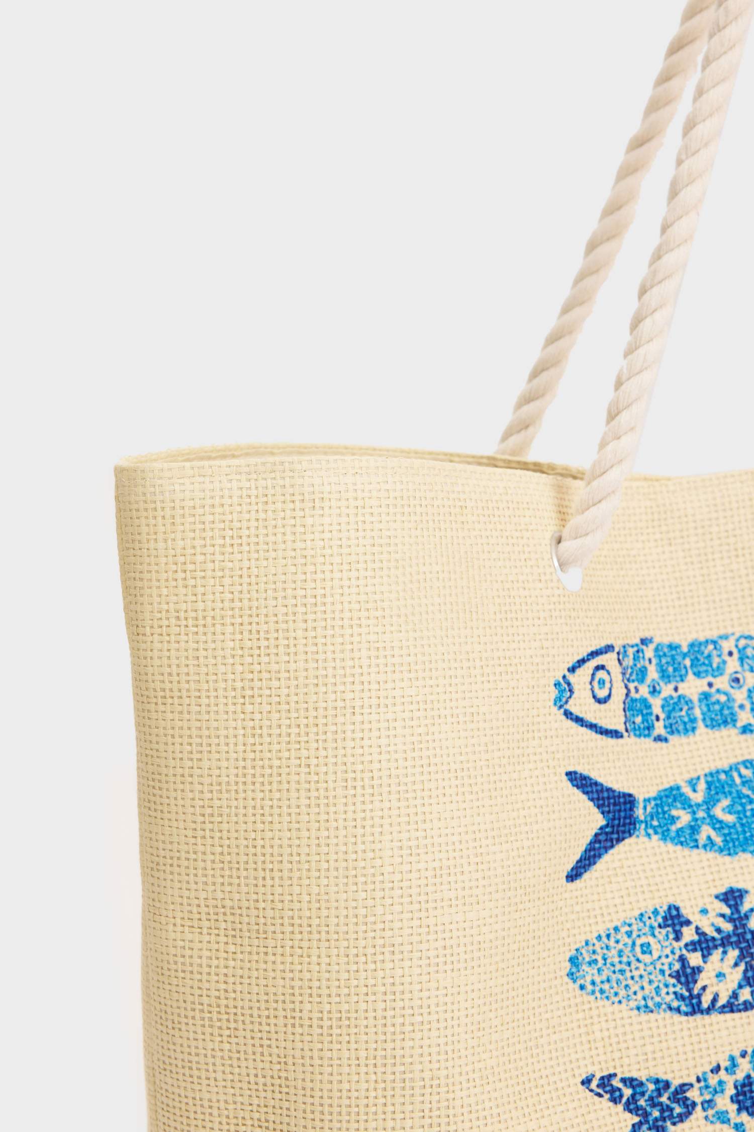 حقيبة بحر نسائية