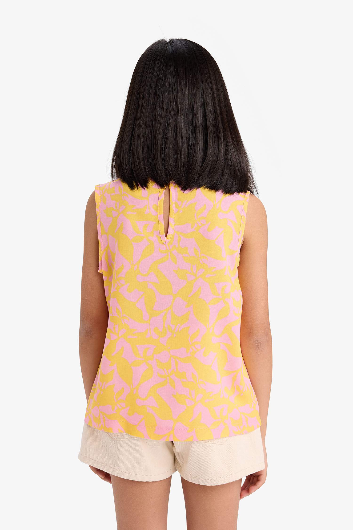 Kız Çocuk Bisiklet Yaka Desenli Kolsuz Bluz