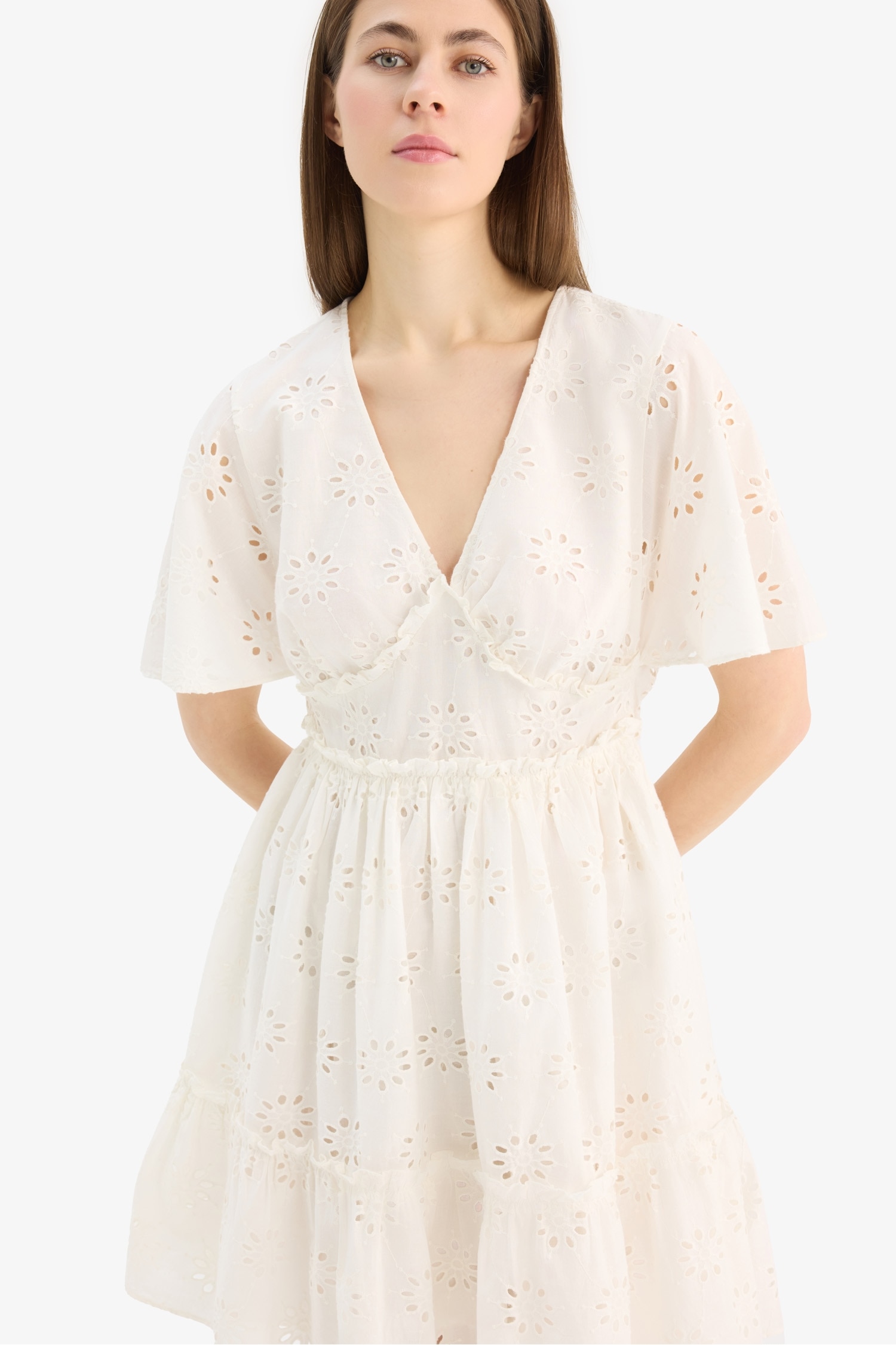 V Yaka Pamuklu Kısa Kollu Mini Elbise