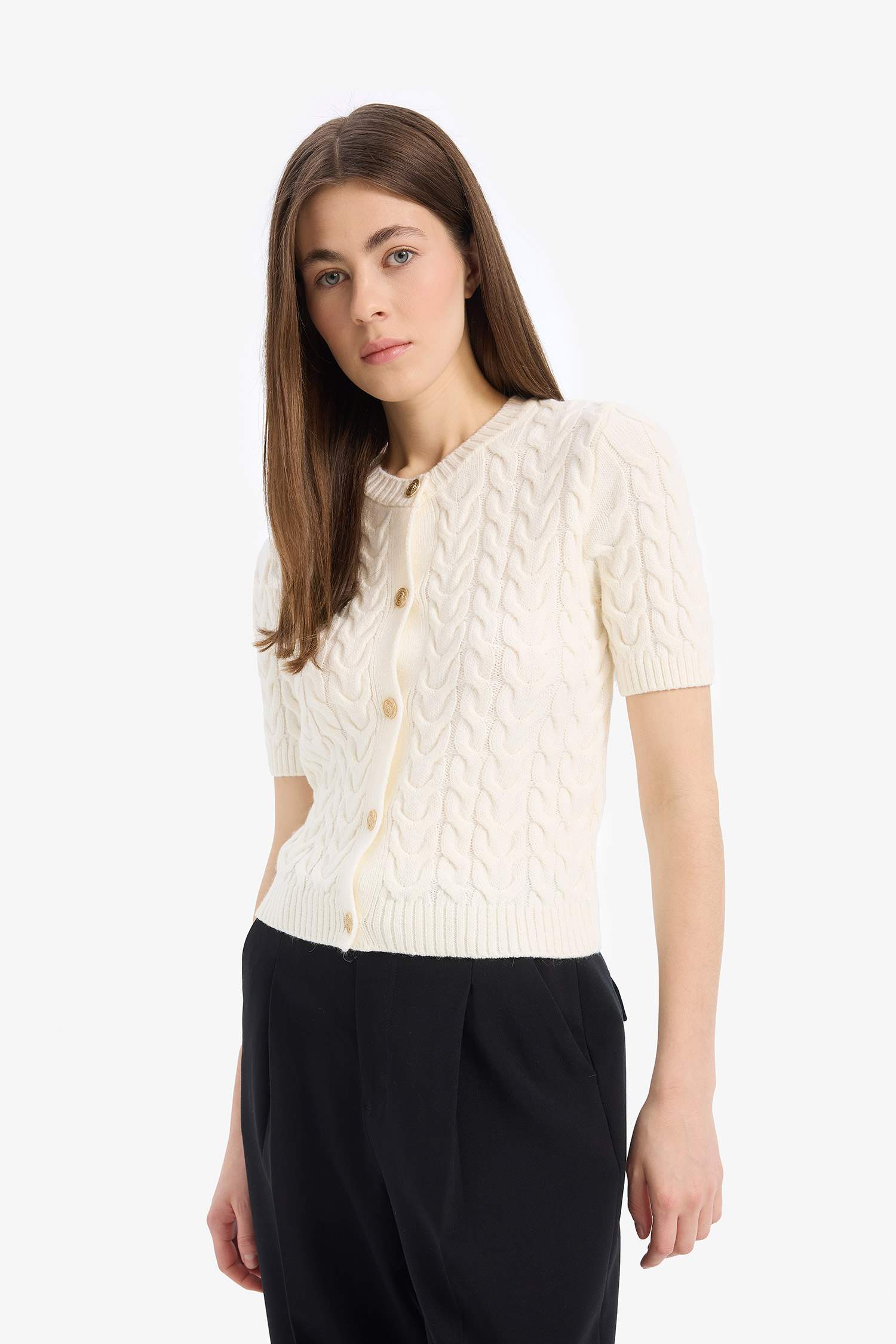 Regular Fit Bisiklet Yaka Triko Kısa Kollu Hırka