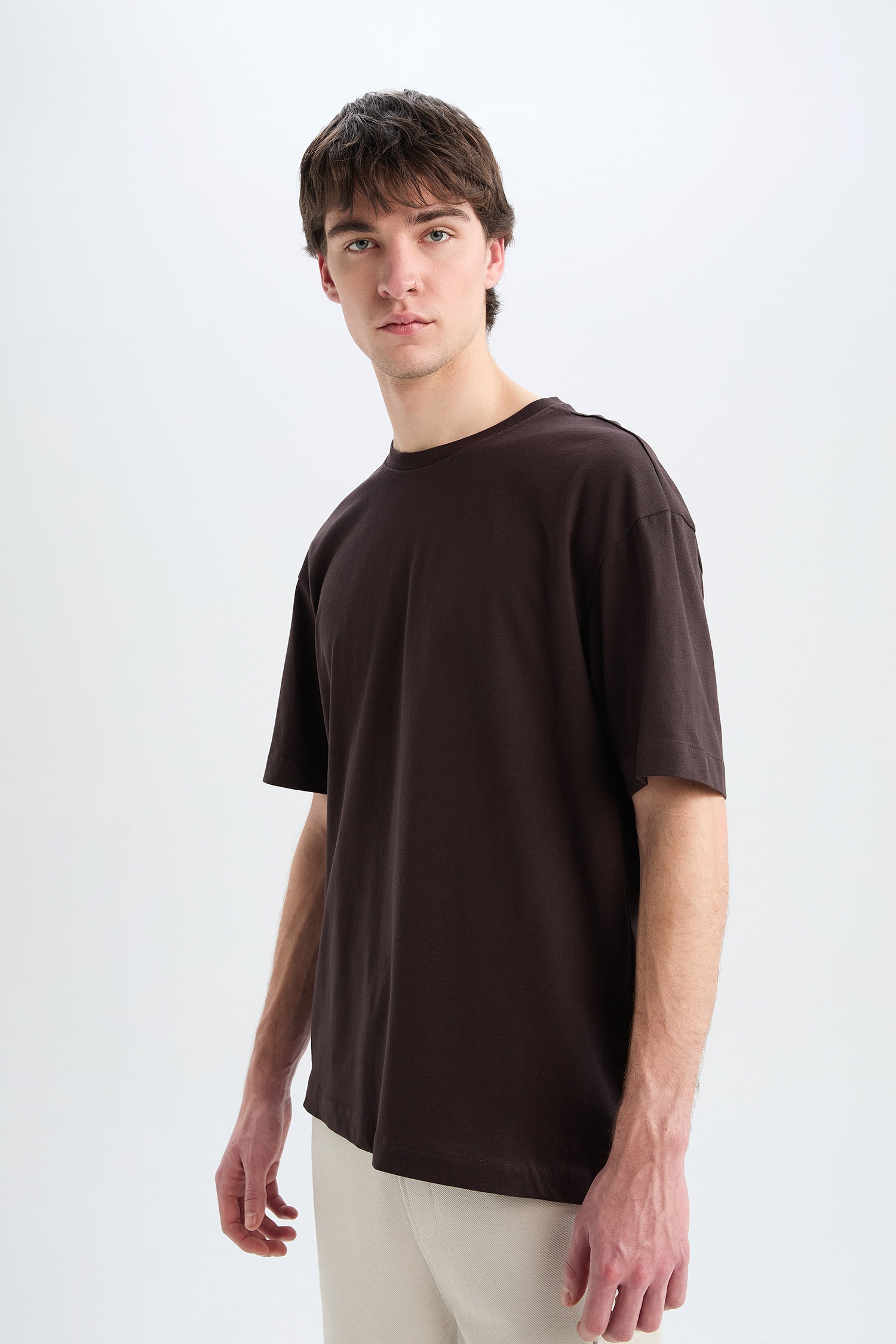 DeFacto %100 Pamuk Oversize Basic Kısa Kollu Tişört görsel 4