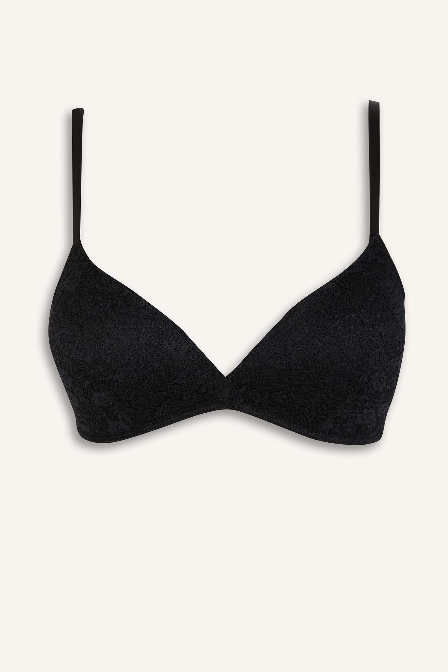 حمالة الصدر بالدانتيل