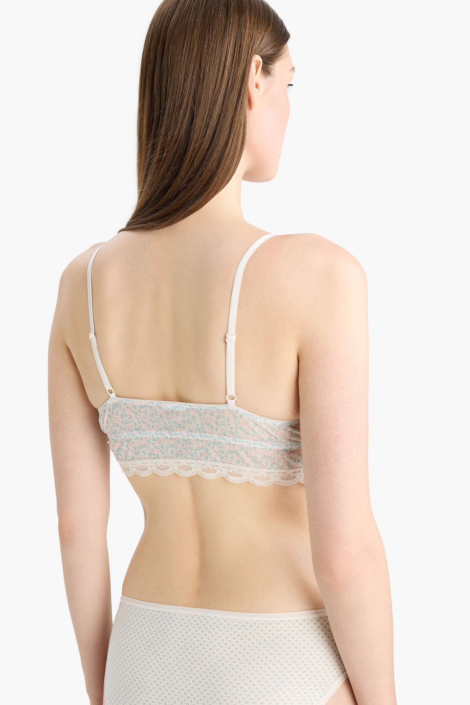 حمالة صدر برا فلورال بالدانتيل