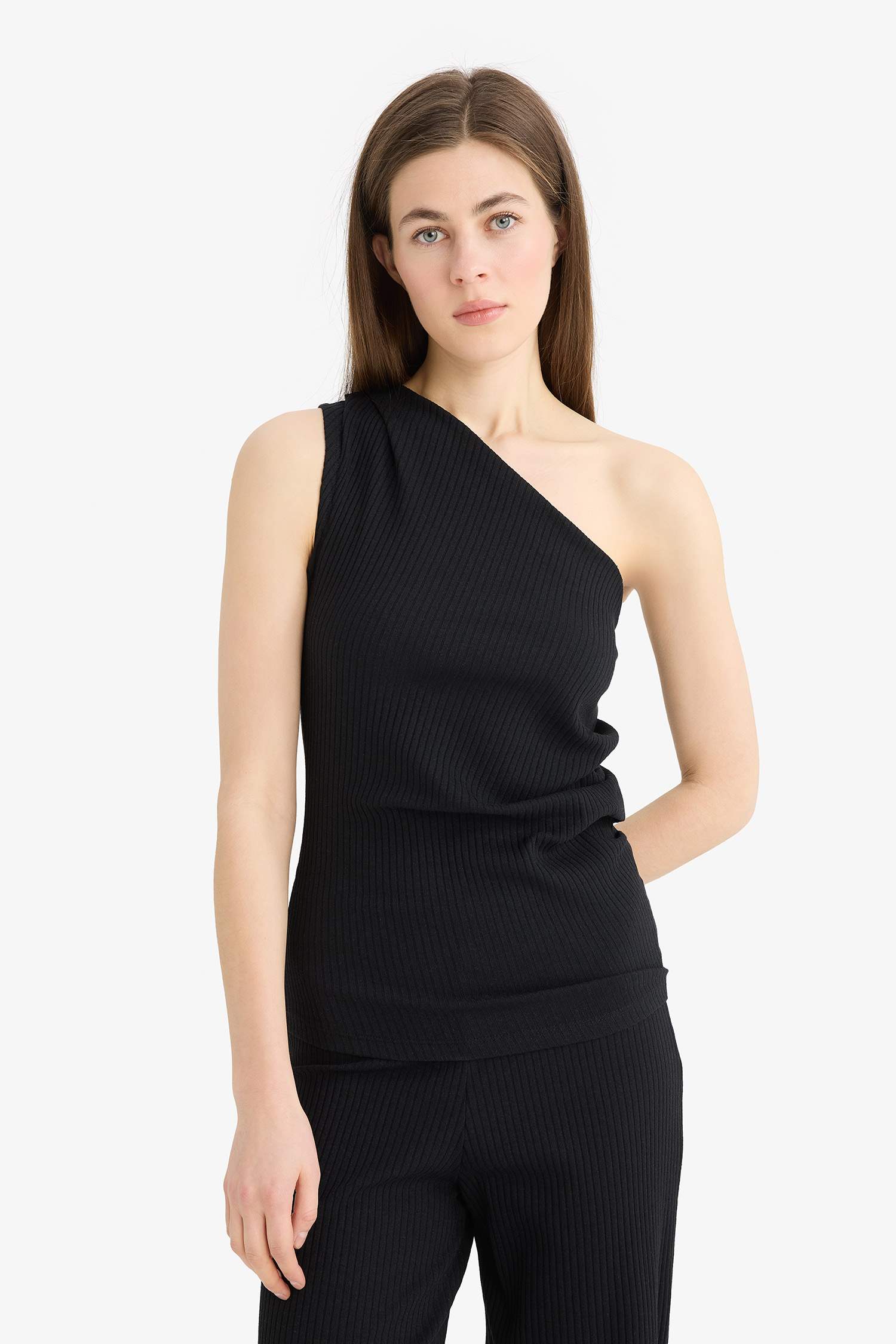 Slim Fit Camisole One Shoulder Tank Top