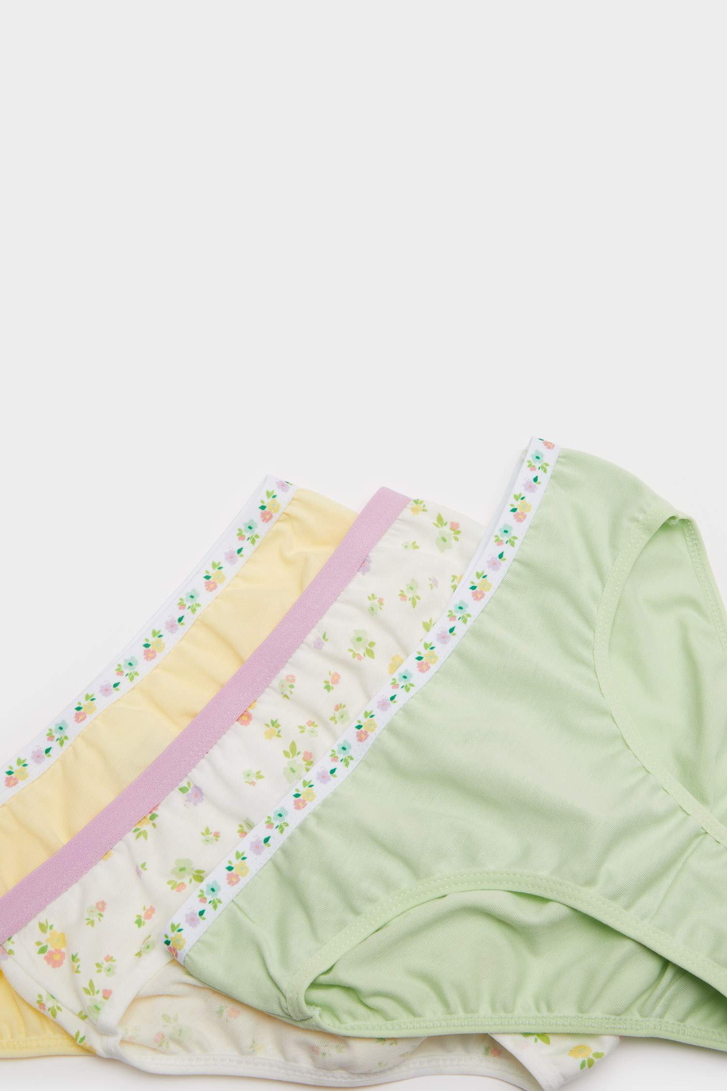 Girl Patterned 3 Piece Slip Panties