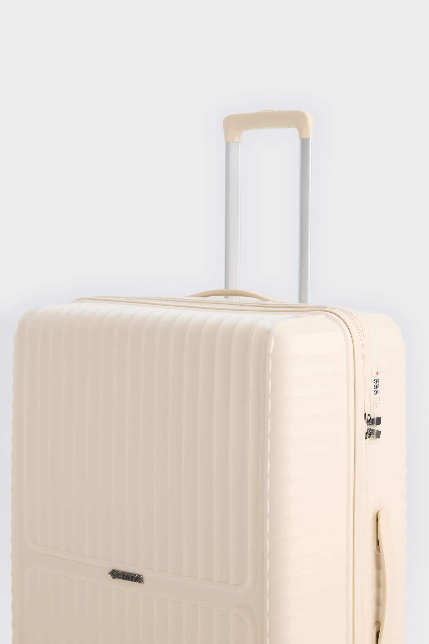 Unisex Sert Kapaklı Çekçekli Büyük Boy  Valiz