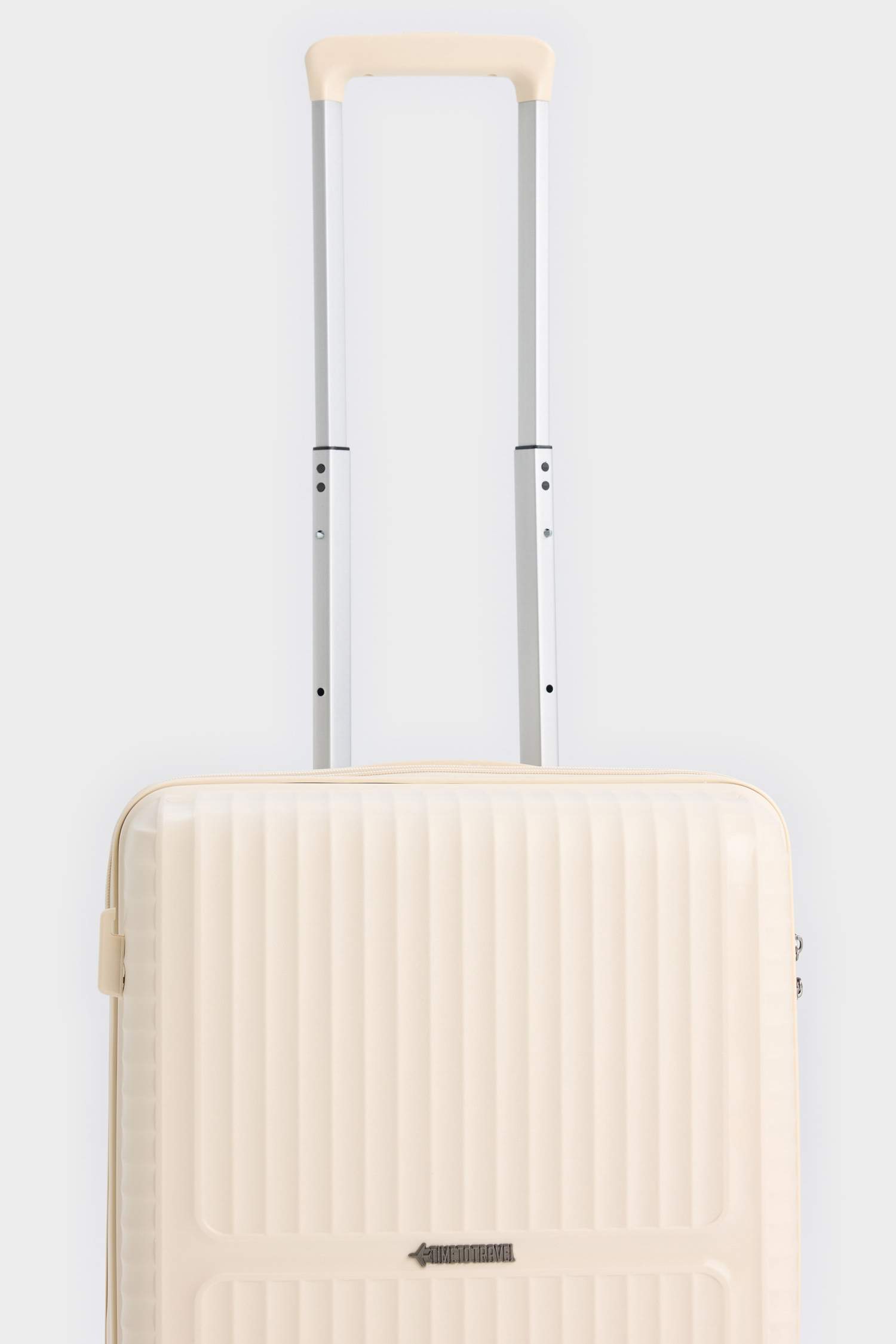 Kadın Sert Kapaklı Çekçekli Küçük Boy  Valiz