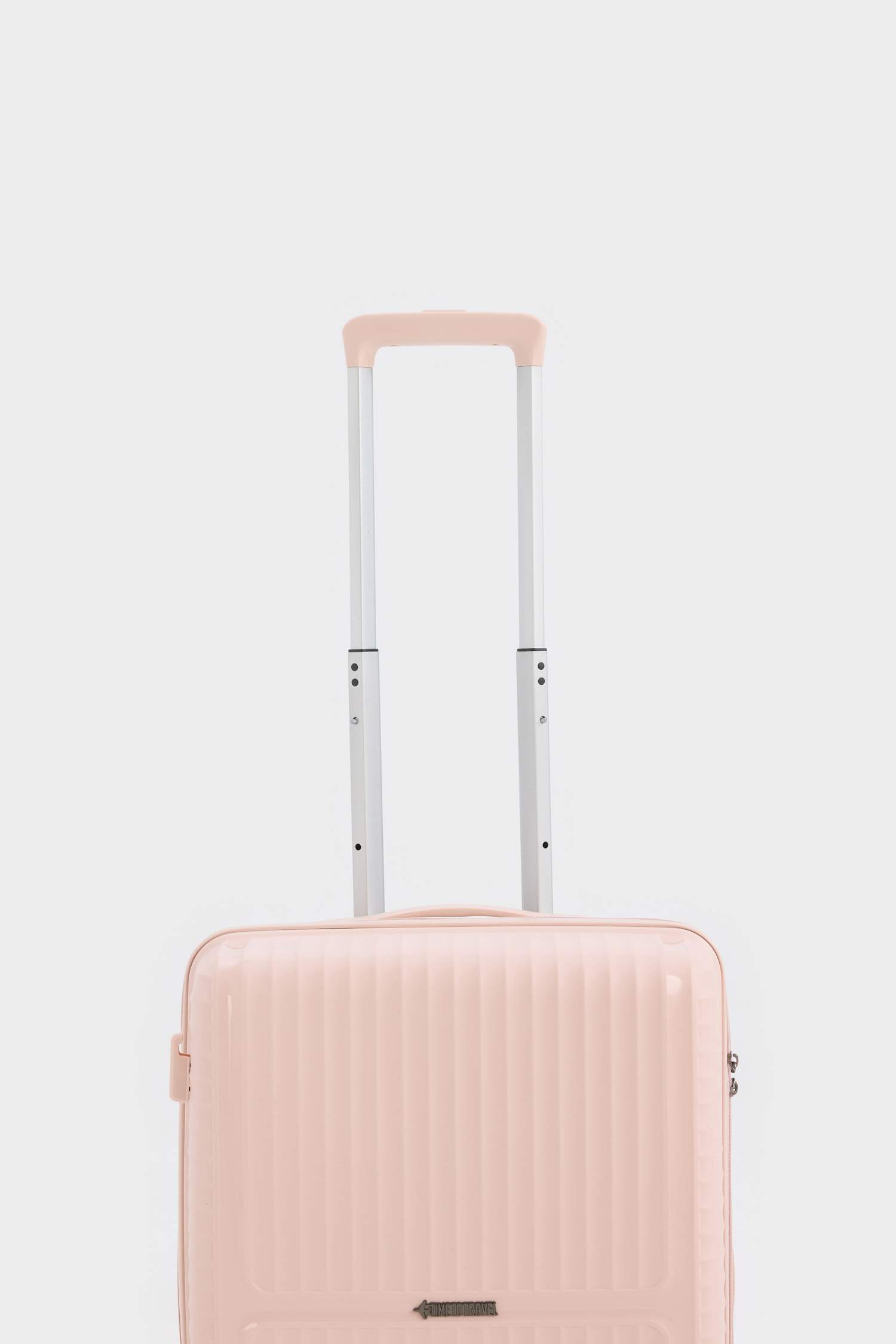 Kadın Sert Kapaklı Çekçekli Küçük Boy Valiz