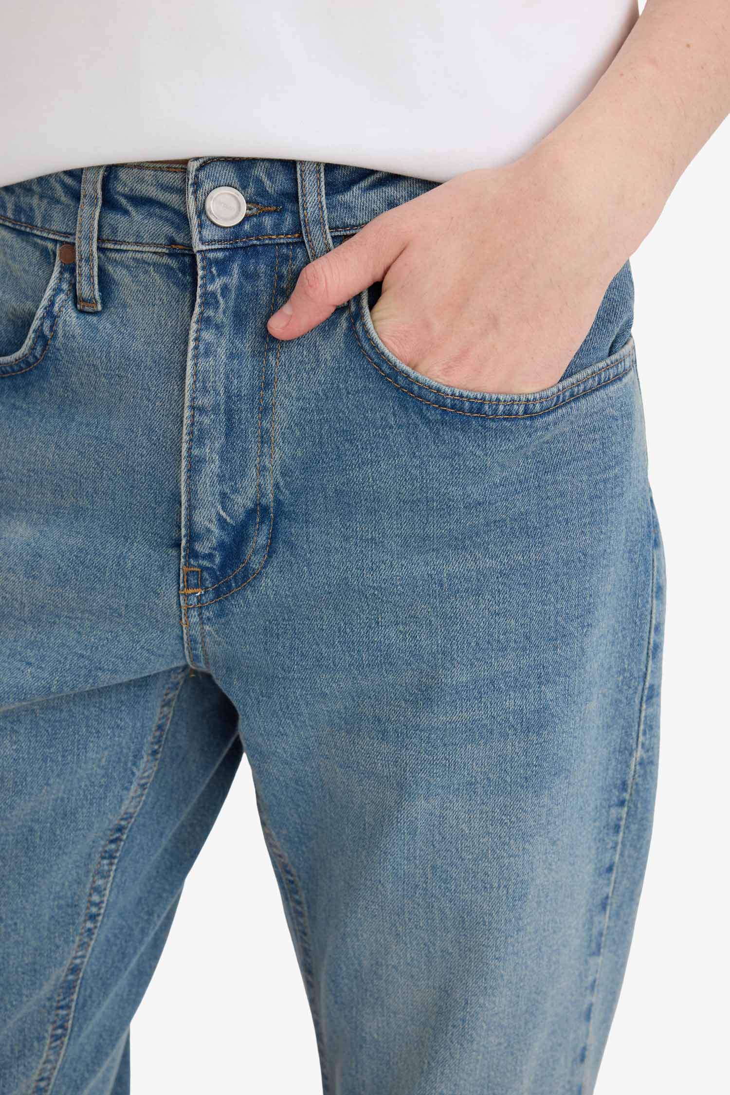 Slim Tapered Fit Normal Waist Jeans