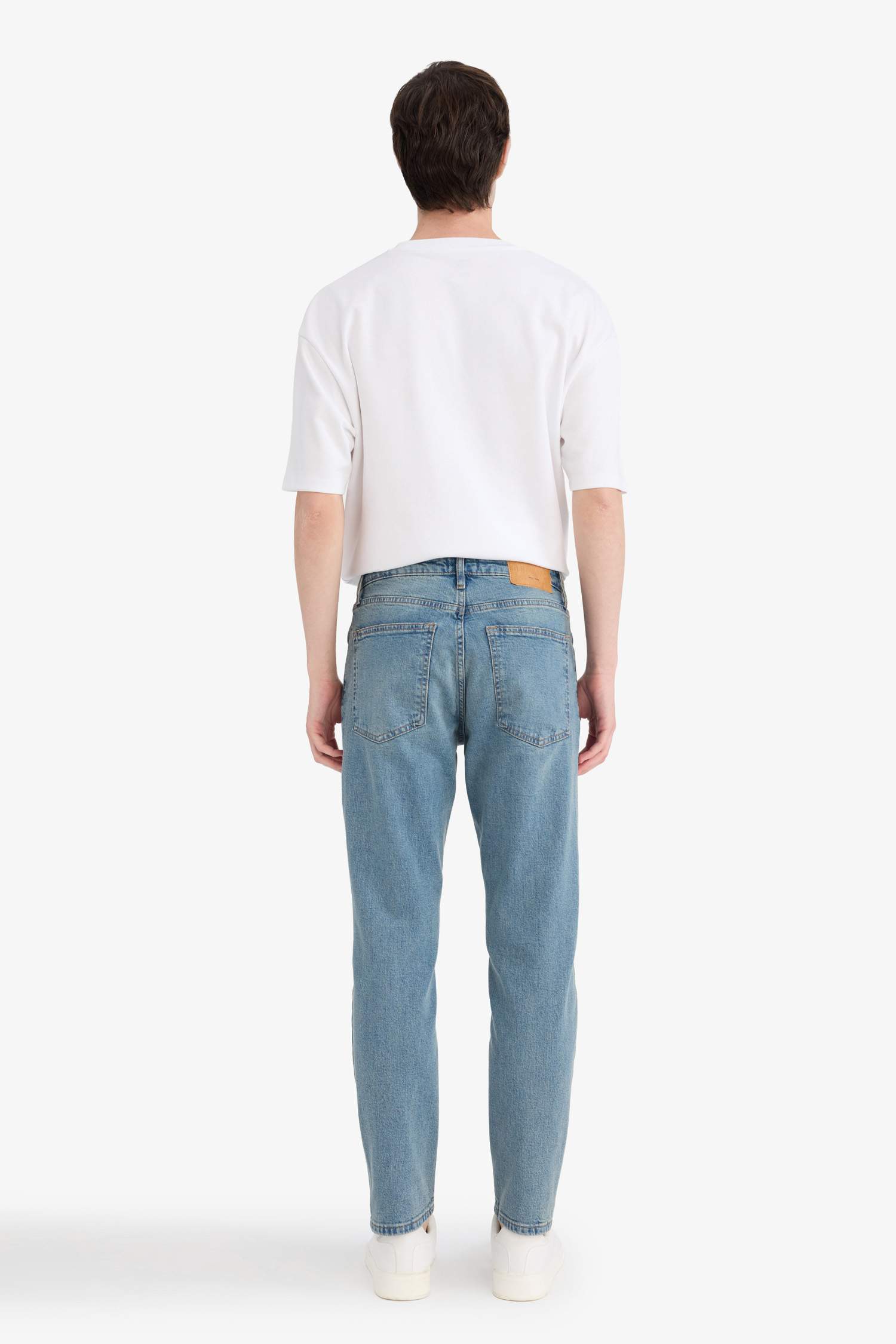 Slim Tapered Fit Normal Waist Jeans